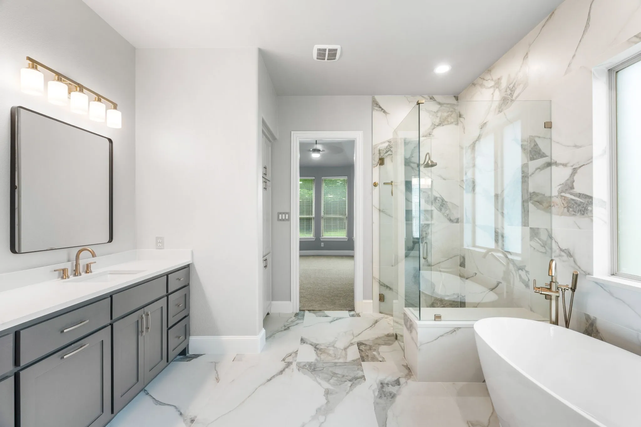 Single Family Residence For Sale in Collin County , 13696 Thornton Drive, Frisco, Texas 75035, 4 Bedroom, 4 Bathroom, 3 Garage spaces, 3,800 Sqft, built in 2011, Preowned, mls#21240692, Real Estate Agent in Frisco, Homes For Sale in Collin county, Homes For Sale in Frisco, Realtor in Frisco Texas, Real Estate Brokerage Independent Realty Texas, Luminita Cordes Realtor