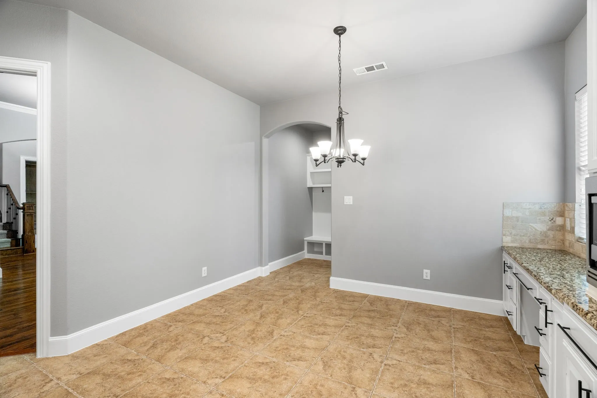 Single Family Residence For Sale in Collin County , 13696 Thornton Drive, Frisco, Texas 75035, 4 Bedroom, 4 Bathroom, 3 Garage spaces, 3,800 Sqft, built in 2011, Preowned, mls#21240692, Real Estate Agent in Frisco, Homes For Sale in Collin county, Homes For Sale in Frisco, Realtor in Frisco Texas, Real Estate Brokerage Independent Realty Texas, Luminita Cordes Realtor