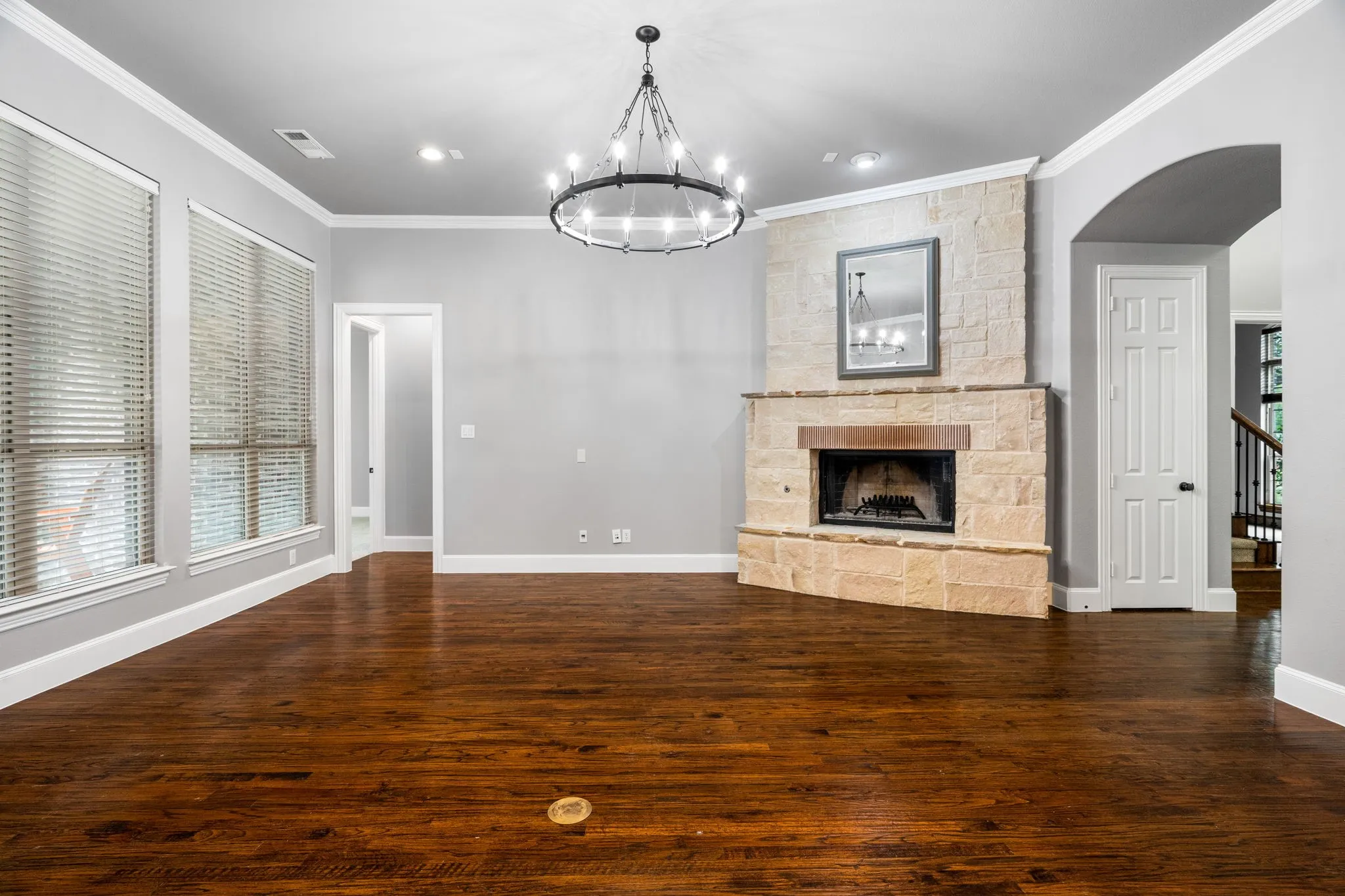 Single Family Residence For Sale in Collin County , 13696 Thornton Drive, Frisco, Texas 75035, 4 Bedroom, 4 Bathroom, 3 Garage spaces, 3,800 Sqft, built in 2011, Preowned, mls#21240692, Real Estate Agent in Frisco, Homes For Sale in Collin county, Homes For Sale in Frisco, Realtor in Frisco Texas, Real Estate Brokerage Independent Realty Texas, Luminita Cordes Realtor