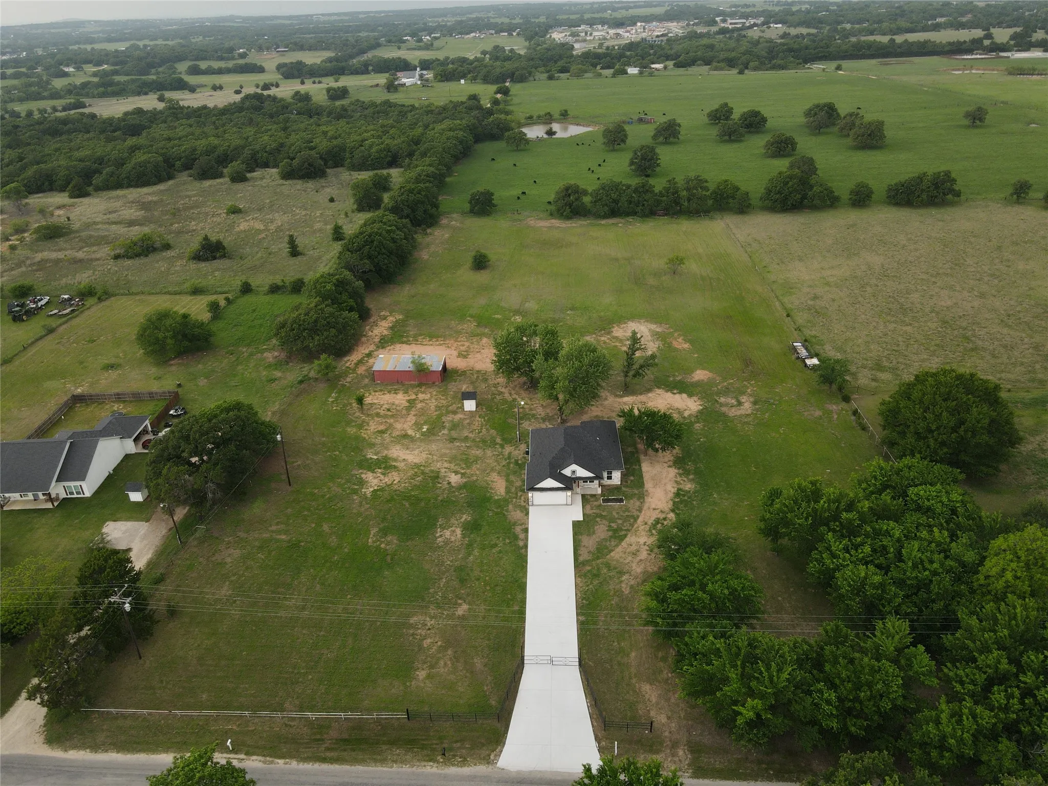 Single Family Residence For Sale in Montague County , 1569 Well Service Road, Bowie, Texas 76230, 3 Bedrooms, 2 Bathrooms, 2 Garage spaces, 1,533 Sqft, built in 2026, New Construction - Complete, Price $545,000, mls#21217722, Real Estate Agent in Bowie, Homes For Sale in Montague county, Homes For Sale in Bowie, Realtor in Bowie Texas, Real Estate Brokerage Independent Realty Texas, Luminita Cordes Realtor