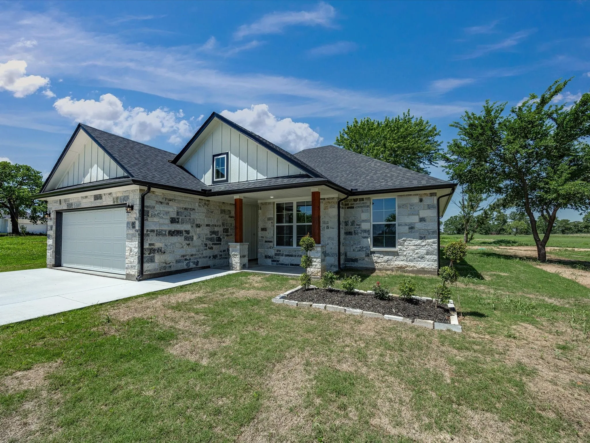 Single Family Residence For Sale in Montague County , 1569 Well Service Road, Bowie, Texas 76230, 3 Bedrooms, 2 Bathrooms, 2 Garage spaces, 1,533 Sqft, built in 2026, New Construction - Complete, Price $545,000, mls#21217722, Real Estate Agent in Bowie, Homes For Sale in Montague county, Homes For Sale in Bowie, Realtor in Bowie Texas, Real Estate Brokerage Independent Realty Texas, Luminita Cordes Realtor