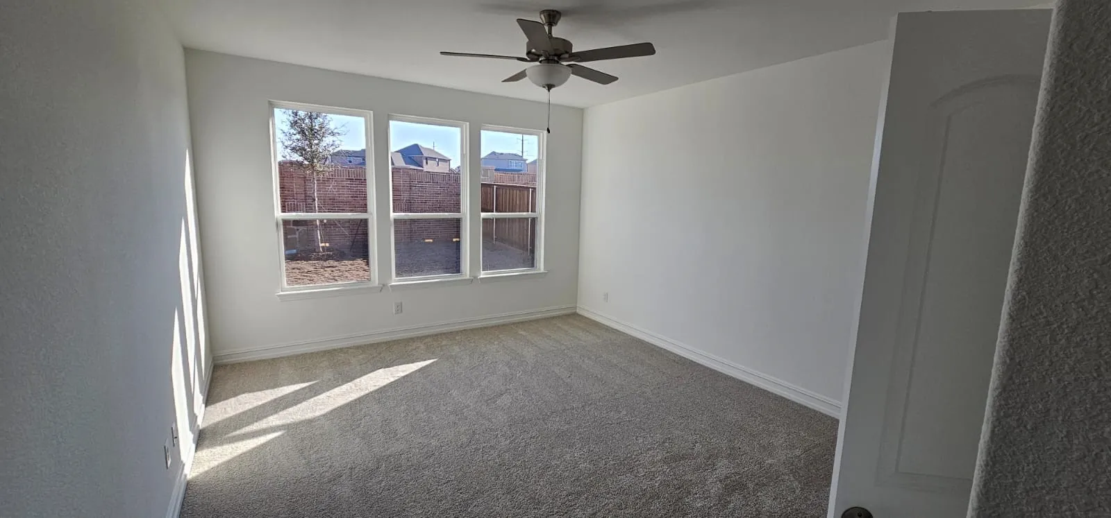 Single Family Residence For Rent in Denton County , 309 Breeds Hill Road, Little Elm, Texas 75068, 5 Bedrooms, 4 Bathrooms, 2 Garage spaces, 3,450 Sqft, built in 2024, Preowned, Price $3,299, mls#21250884, Real Estate Agent in Little Elm, Homes For Rent in Denton county, Homes For Rent in Little Elm, Realtor in Little Elm Texas, Real Estate Brokerage Independent Realty Texas, Luminita Cordes Realtor