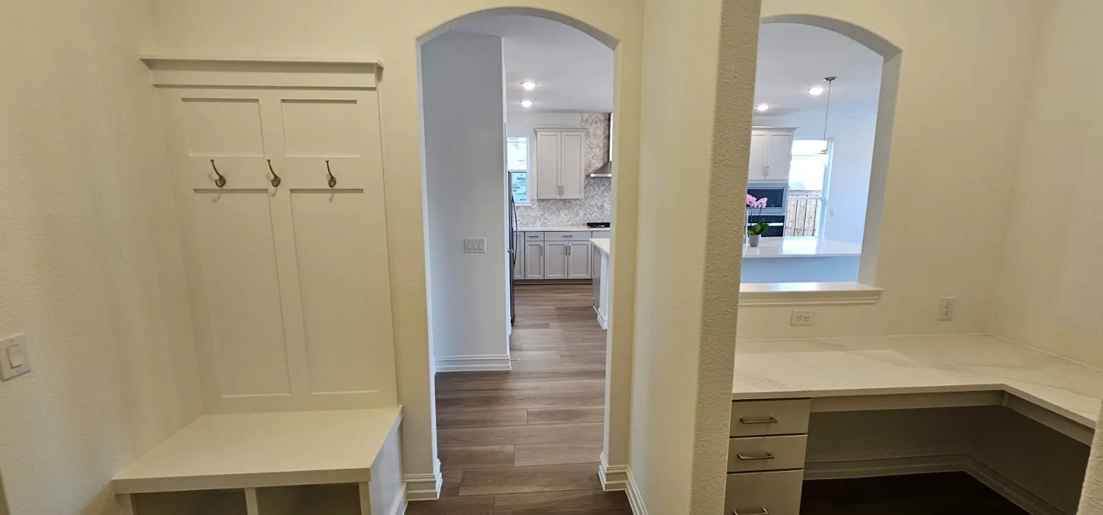Single Family Residence For Rent in Denton County , 309 Breeds Hill Road, Little Elm, Texas 75068, 5 Bedrooms, 4 Bathrooms, 2 Garage spaces, 3,450 Sqft, built in 2024, Preowned, Price $3,299, mls#21250884, Real Estate Agent in Little Elm, Homes For Rent in Denton county, Homes For Rent in Little Elm, Realtor in Little Elm Texas, Real Estate Brokerage Independent Realty Texas, Luminita Cordes Realtor