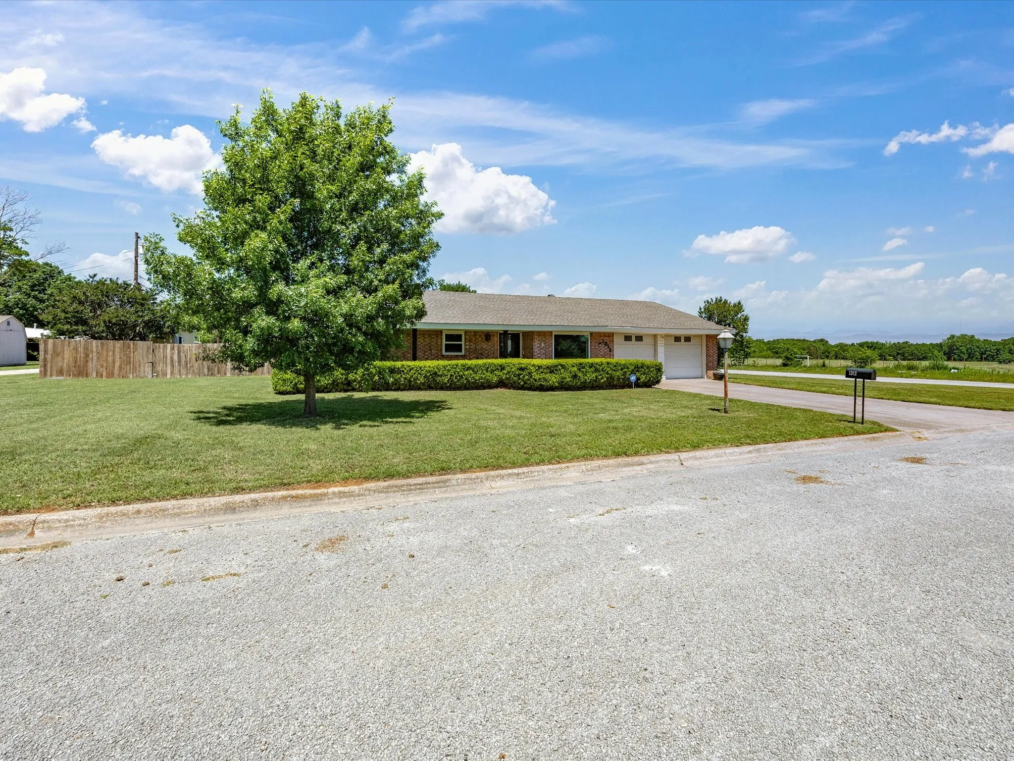 Single Family Residence For Sale in Montague County , 1312 Rock Street, Bowie, Texas 76230, 3 Bedrooms, 2 Bathrooms, 2 Garage spaces, 1,386 Sqft, built in 1967, Preowned, Price $235,000, mls#21227762, Real Estate Agent in Bowie, Homes For Sale in Montague county, Homes For Sale in Bowie, Realtor in Bowie Texas, Real Estate Brokerage Independent Realty Texas, Luminita Cordes Realtor