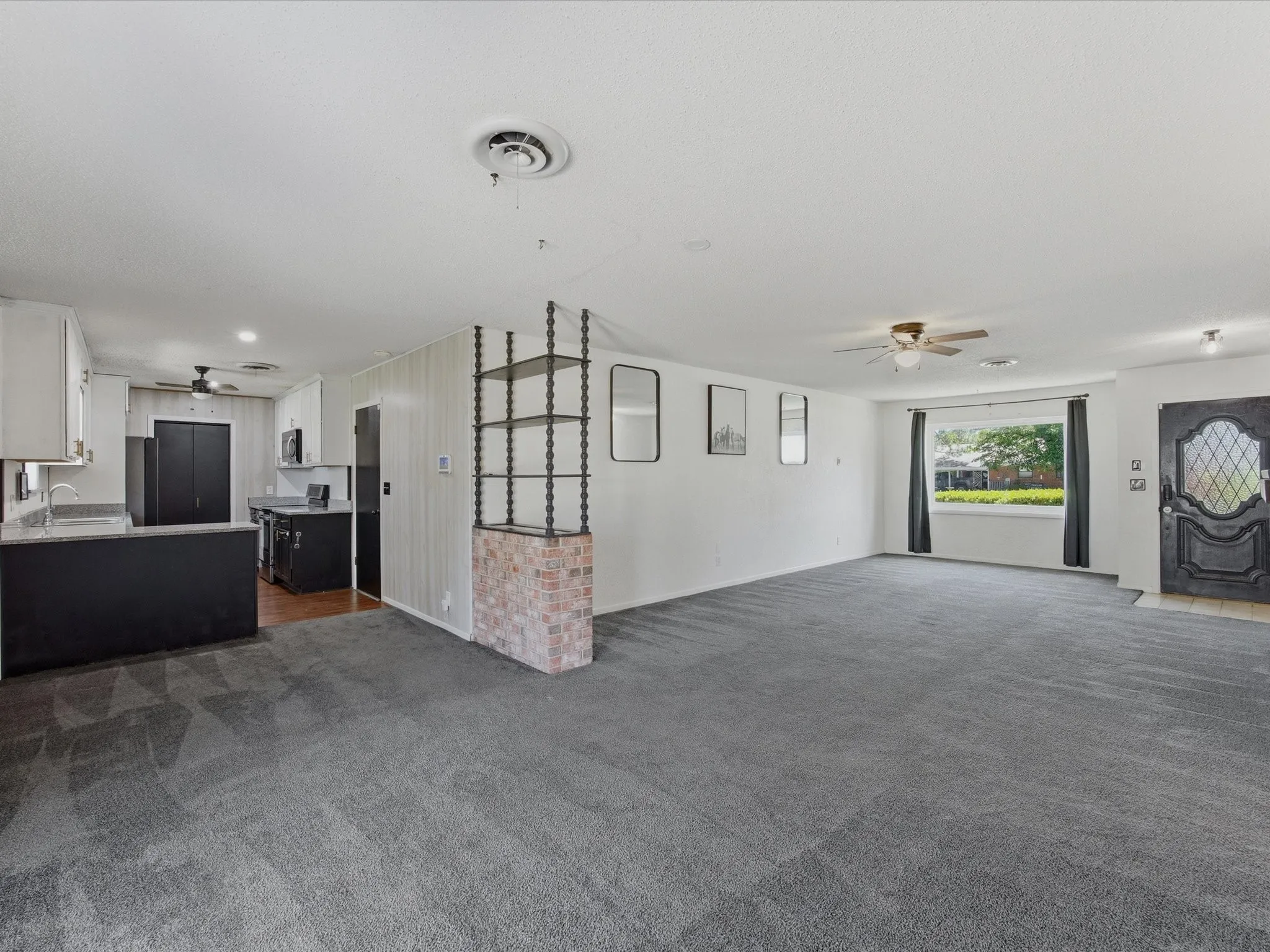 Single Family Residence For Sale in Montague County , 1312 Rock Street, Bowie, Texas 76230, 3 Bedrooms, 2 Bathrooms, 2 Garage spaces, 1,386 Sqft, built in 1967, Preowned, Price $235,000, mls#21227762, Real Estate Agent in Bowie, Homes For Sale in Montague county, Homes For Sale in Bowie, Realtor in Bowie Texas, Real Estate Brokerage Independent Realty Texas, Luminita Cordes Realtor