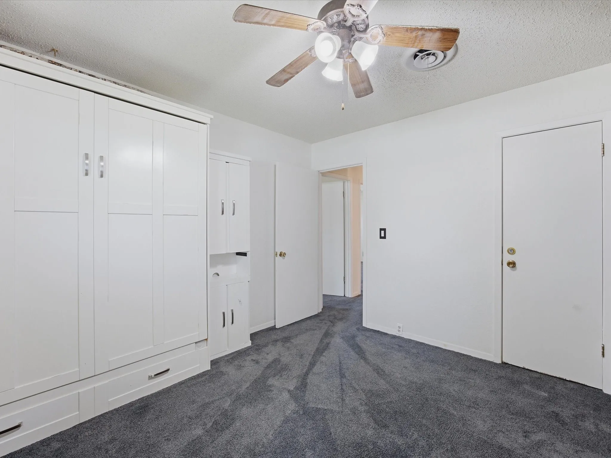 Single Family Residence For Sale in Montague County , 1312 Rock Street, Bowie, Texas 76230, 3 Bedrooms, 2 Bathrooms, 2 Garage spaces, 1,386 Sqft, built in 1967, Preowned, Price $235,000, mls#21227762, Real Estate Agent in Bowie, Homes For Sale in Montague county, Homes For Sale in Bowie, Realtor in Bowie Texas, Real Estate Brokerage Independent Realty Texas, Luminita Cordes Realtor