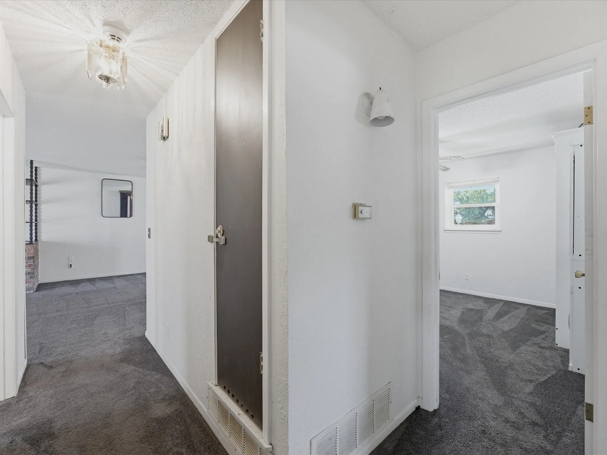 Single Family Residence For Sale in Montague County , 1312 Rock Street, Bowie, Texas 76230, 3 Bedrooms, 2 Bathrooms, 2 Garage spaces, 1,386 Sqft, built in 1967, Preowned, Price $235,000, mls#21227762, Real Estate Agent in Bowie, Homes For Sale in Montague county, Homes For Sale in Bowie, Realtor in Bowie Texas, Real Estate Brokerage Independent Realty Texas, Luminita Cordes Realtor