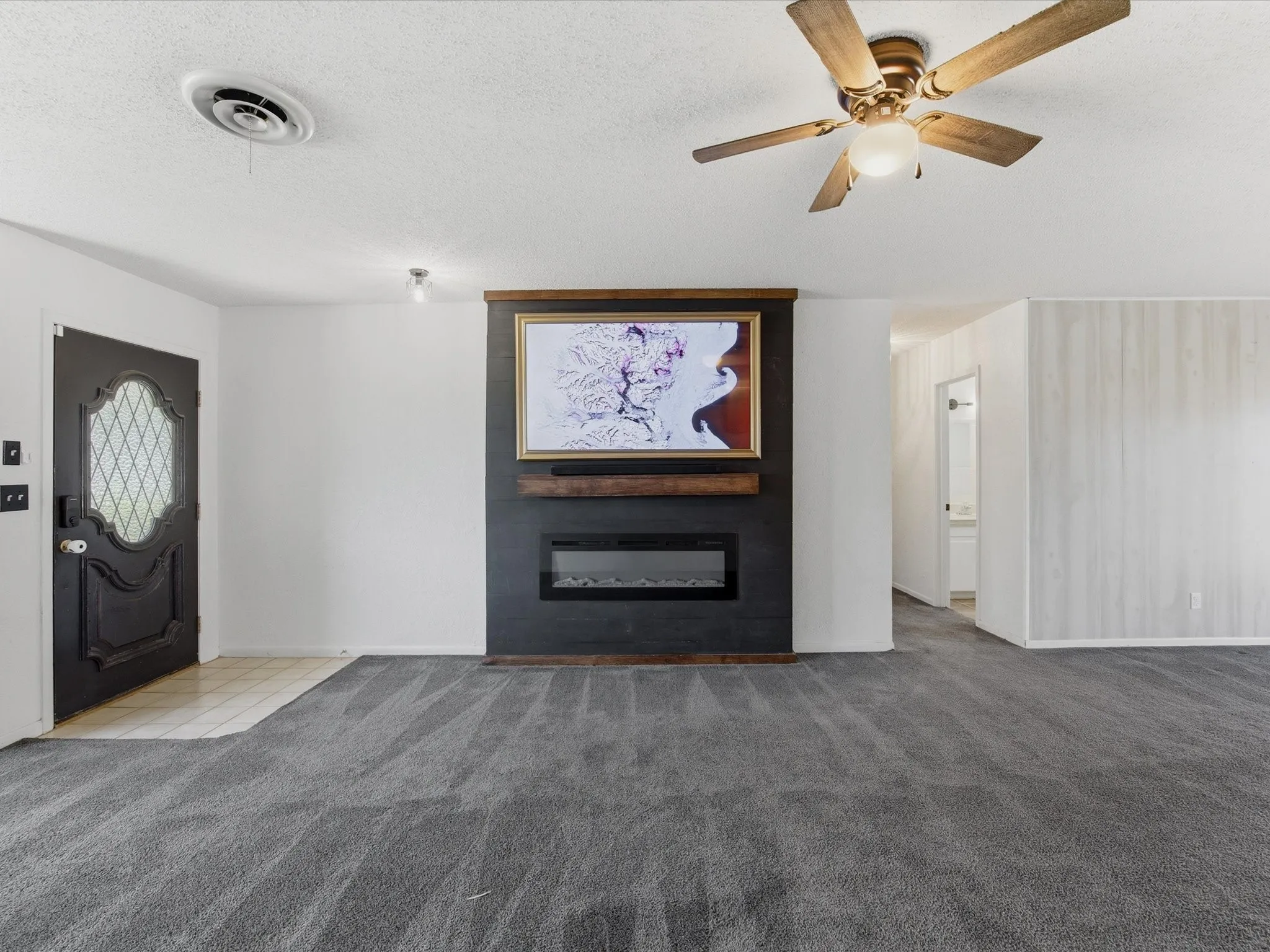Single Family Residence For Sale in Montague County , 1312 Rock Street, Bowie, Texas 76230, 3 Bedrooms, 2 Bathrooms, 2 Garage spaces, 1,386 Sqft, built in 1967, Preowned, Price $235,000, mls#21227762, Real Estate Agent in Bowie, Homes For Sale in Montague county, Homes For Sale in Bowie, Realtor in Bowie Texas, Real Estate Brokerage Independent Realty Texas, Luminita Cordes Realtor