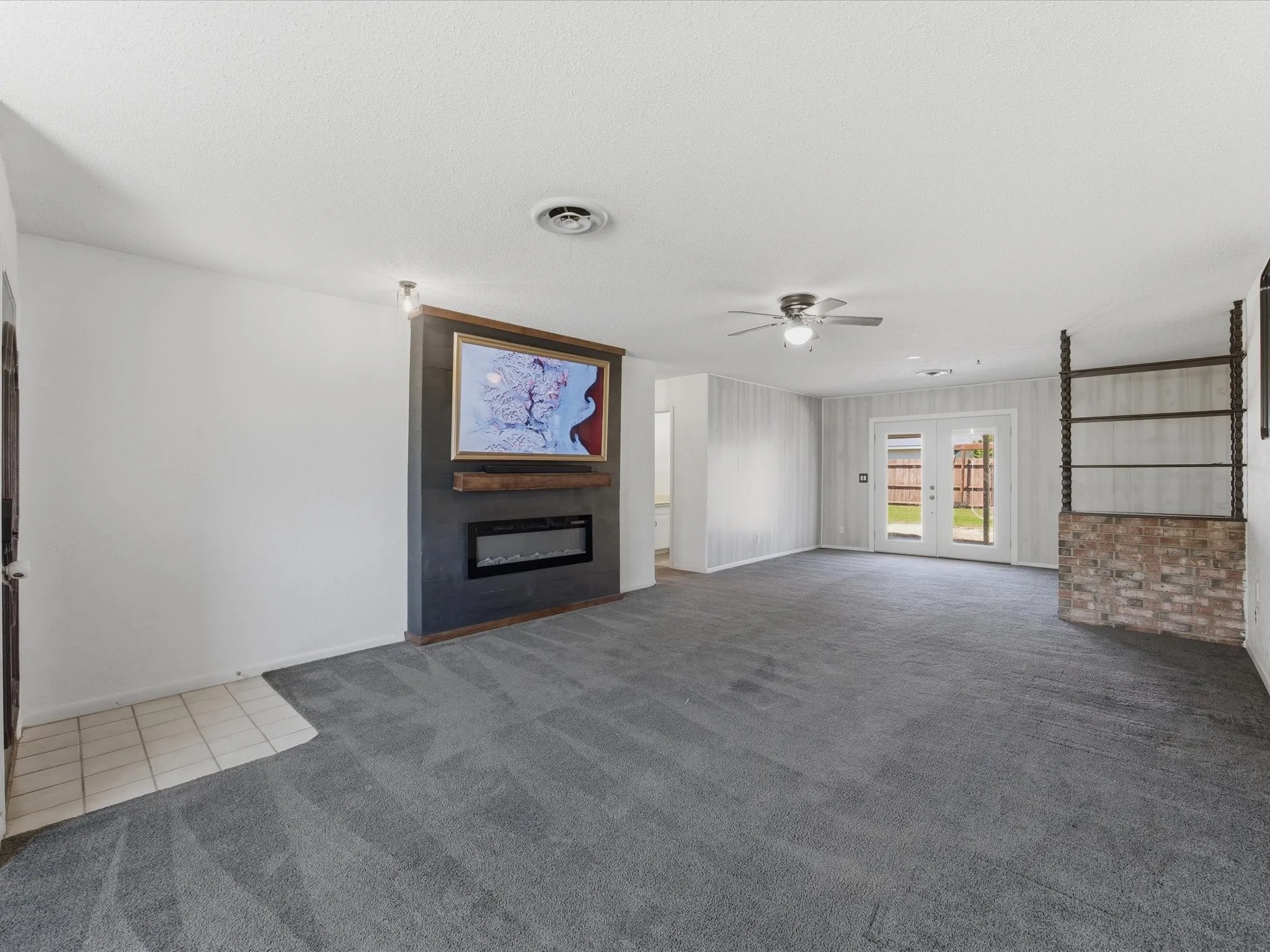 Single Family Residence For Sale in Montague County , 1312 Rock Street, Bowie, Texas 76230, 3 Bedrooms, 2 Bathrooms, 2 Garage spaces, 1,386 Sqft, built in 1967, Preowned, Price $235,000, mls#21227762, Real Estate Agent in Bowie, Homes For Sale in Montague county, Homes For Sale in Bowie, Realtor in Bowie Texas, Real Estate Brokerage Independent Realty Texas, Luminita Cordes Realtor