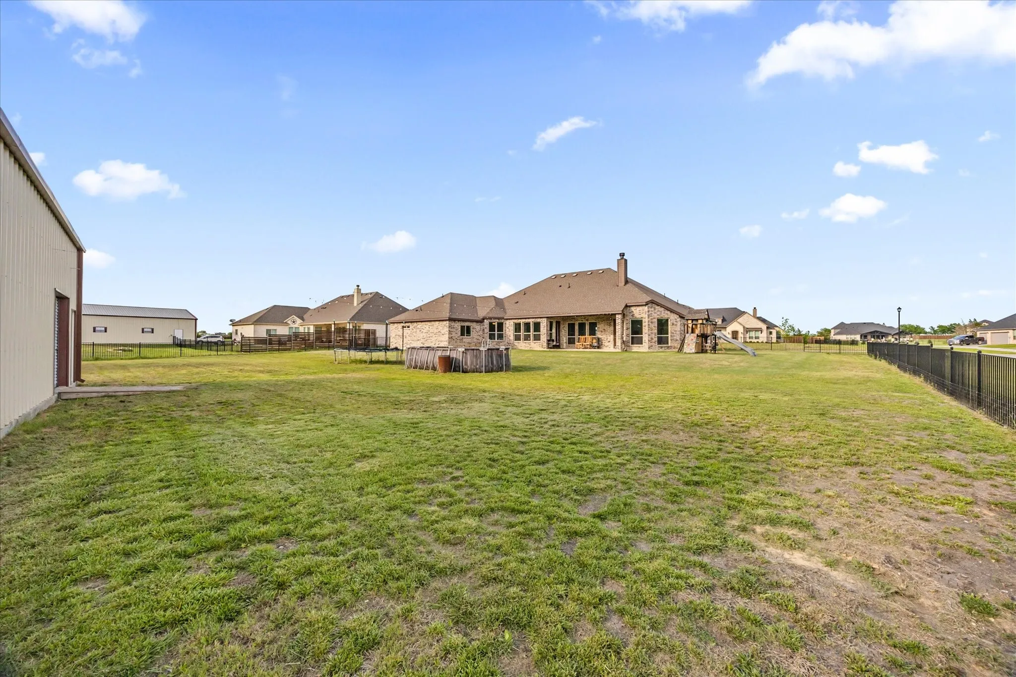 Single Family Residence For Sale in Kaufman County , 1600 Lynx Loop, Forney, Texas 75126, 4 Bedroom, 4 Bathroom, 3 Garage spaces, 3,352 Sqft, built in 2022, mls#21250871, Real Estate Agent in Forney, Homes For Sale in Kaufman county, Homes For Sale in Forney, Realtor in Forney Texas, Real Estate Brokerage Independent Realty Texas, Luminita Cordes Realtor