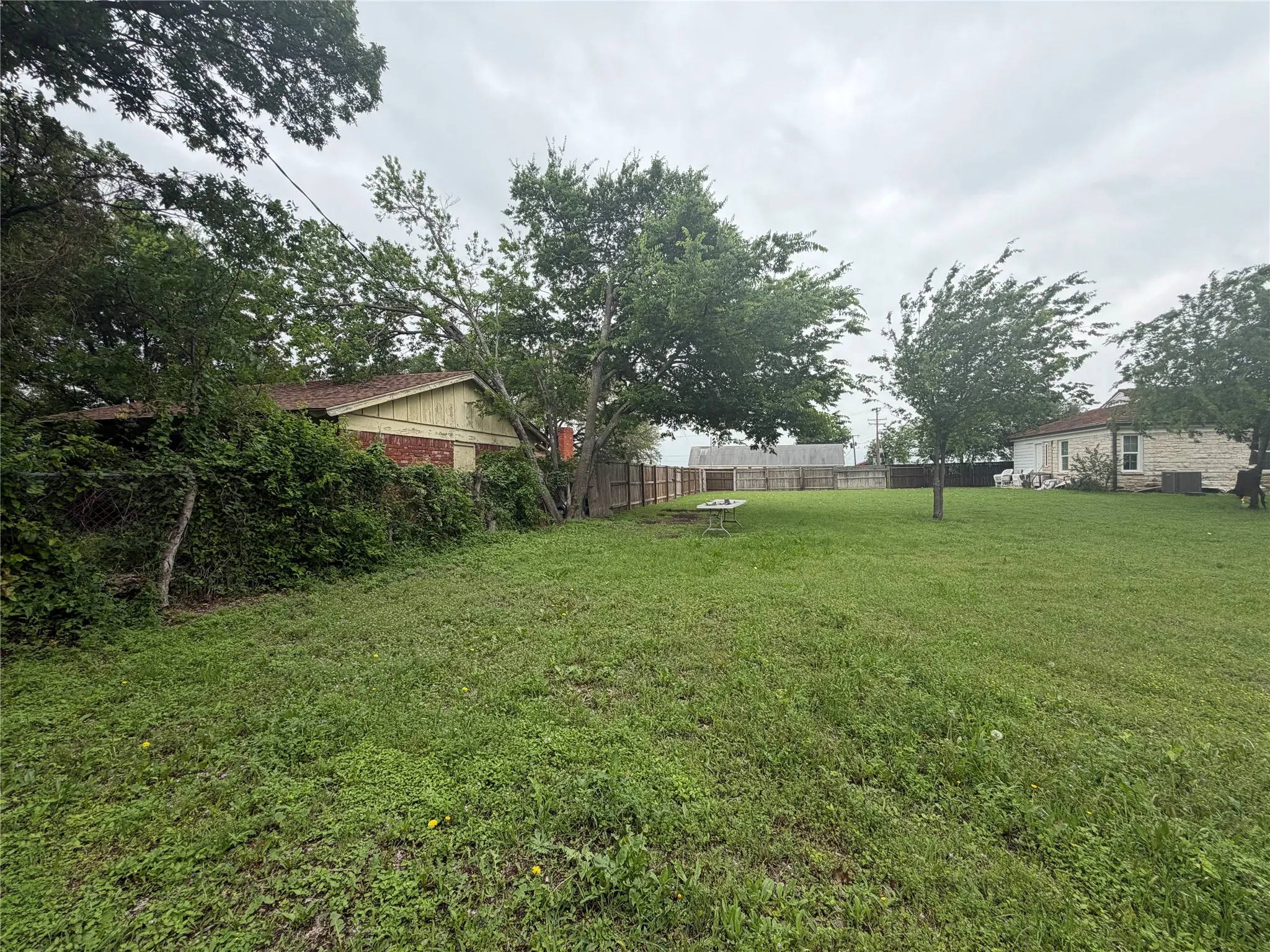 Unimproved Land For Sale in Tarrant County , 5633 Oak Grove Road N, Fort Worth, Texas 76134, 0, 0, Garage spaces, 0 Sqft, built in 1942, mls#21250879, Real Estate Agent in Fort Worth, Homes For Sale in Tarrant county, Homes For Sale in Fort Worth, Realtor in Fort Worth Texas, Real Estate Brokerage Independent Realty Texas, Luminita Cordes Realtor