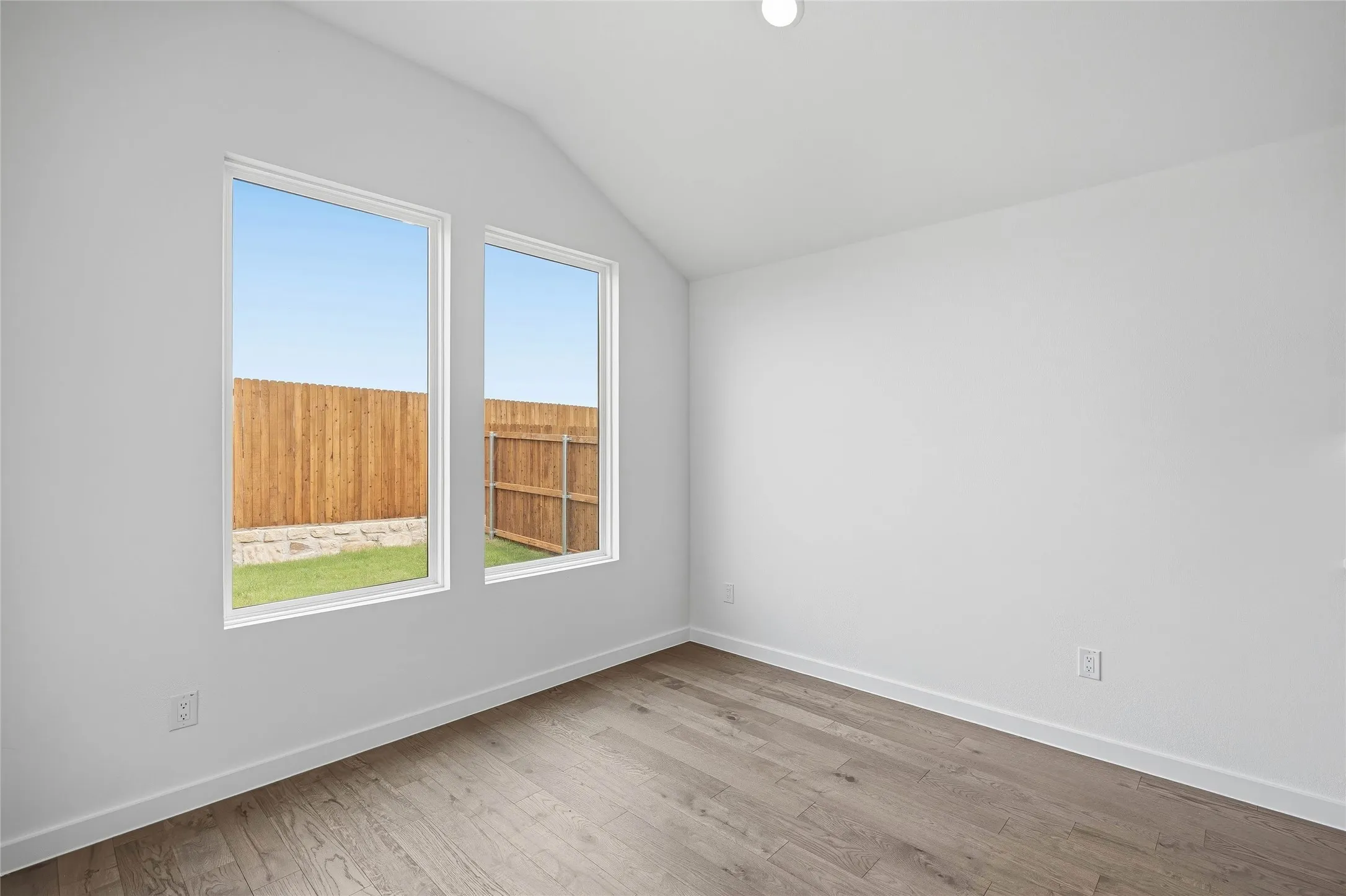 Single Family Residence For Sale in Tarrant County , 4628 Commack Drive, Fort Worth, Texas 76135, 3 Bedroom, 3 Bathroom, 2 Garage spaces, 1,787 Sqft, built in 2026, New Construction - Incomplete, mls#21250922, Real Estate Agent in Fort Worth, Homes For Sale in Tarrant county, Homes For Sale in Fort Worth, Realtor in Fort Worth Texas, Real Estate Brokerage Independent Realty Texas, Luminita Cordes Realtor
