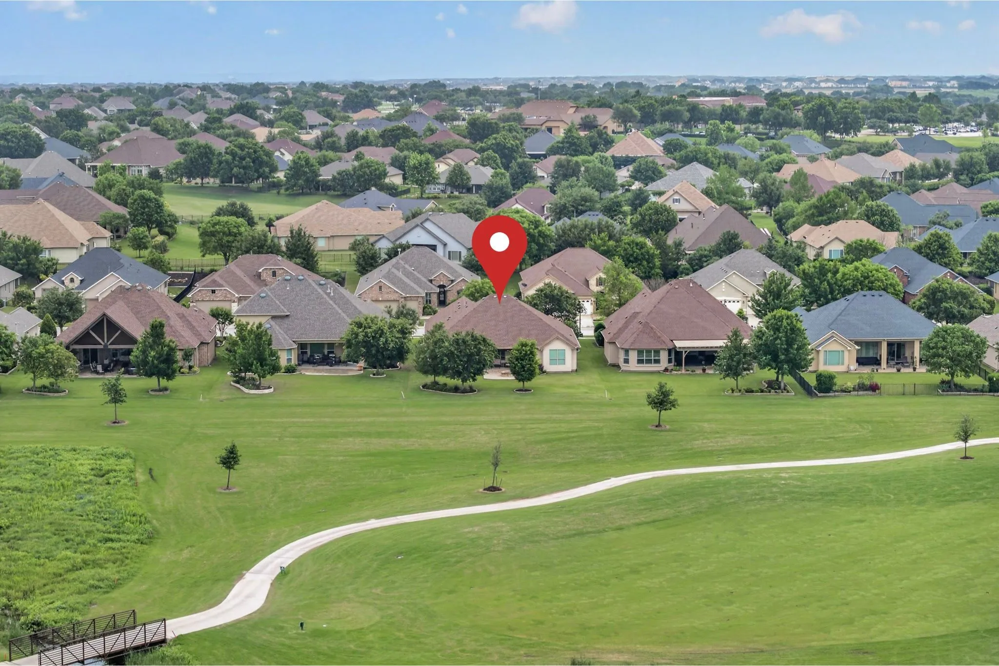 Single Family Residence For Sale in Denton County , 9524 Crestview Drive, Denton, Texas 76207, 3 Bedroom, 3 Bathroom, 3 Garage spaces, 2,377 Sqft, built in 2016, mls#21248931, Real Estate Agent in Denton, Homes For Sale in Denton county, Homes For Sale in Denton, Realtor in Denton Texas, Real Estate Brokerage Independent Realty Texas, Luminita Cordes Realtor
