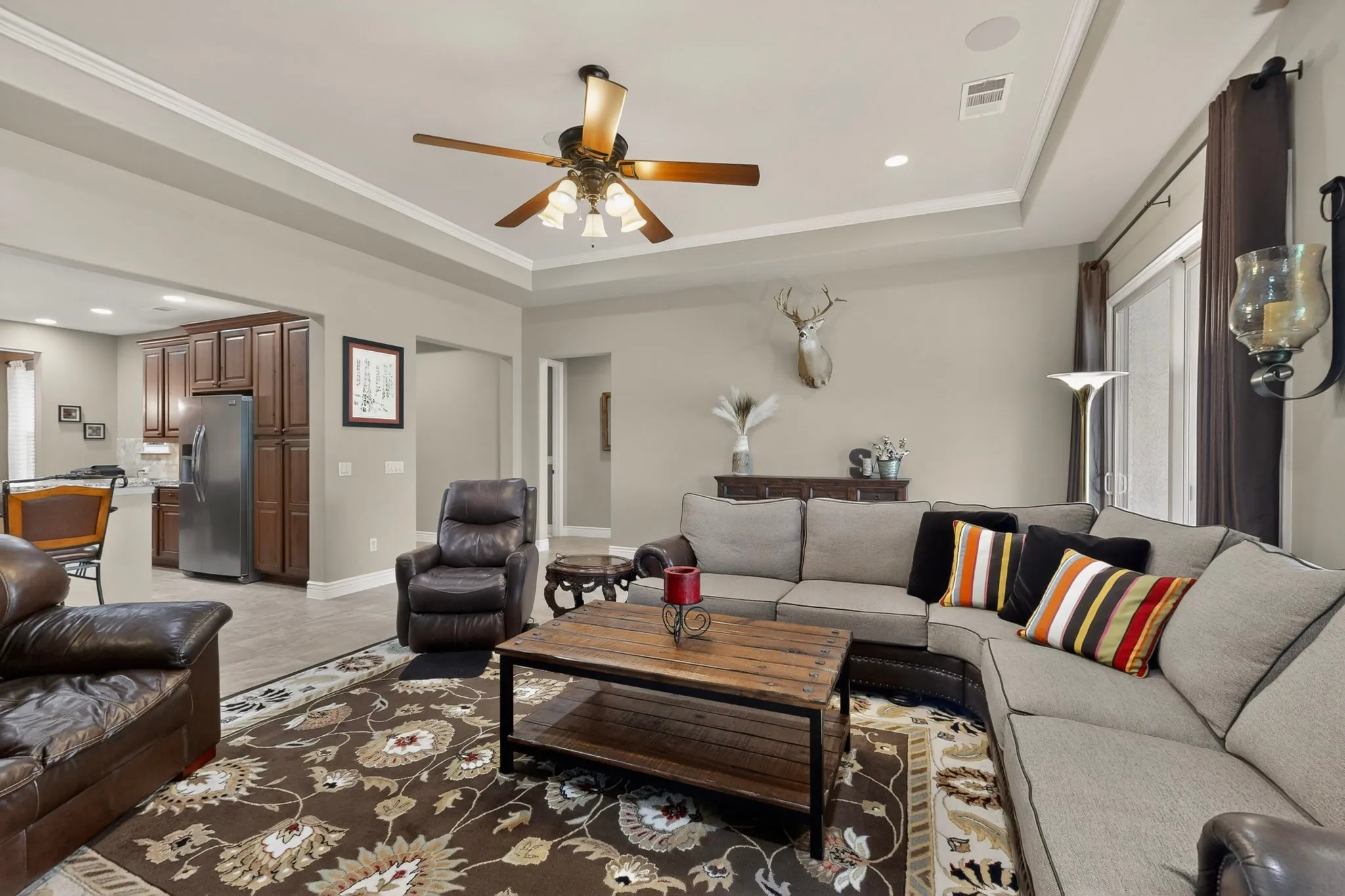 Single Family Residence For Sale in Denton County , 9524 Crestview Drive, Denton, Texas 76207, 3 Bedroom, 3 Bathroom, 3 Garage spaces, 2,377 Sqft, built in 2016, mls#21248931, Real Estate Agent in Denton, Homes For Sale in Denton county, Homes For Sale in Denton, Realtor in Denton Texas, Real Estate Brokerage Independent Realty Texas, Luminita Cordes Realtor