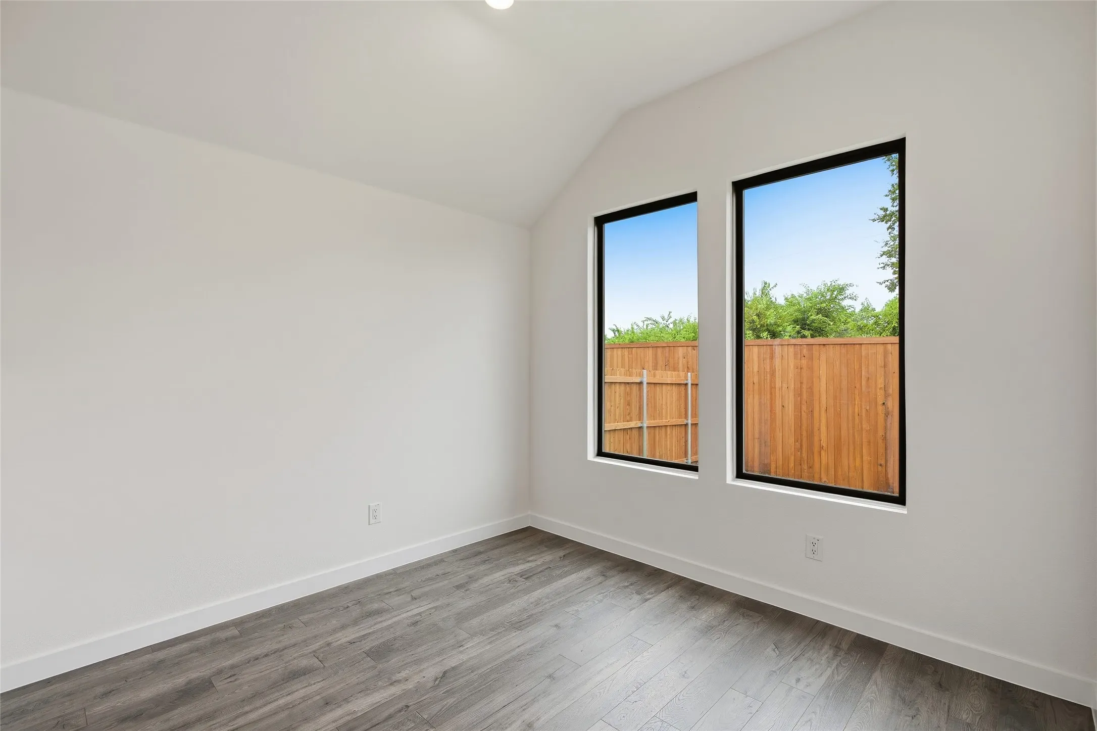 Single Family Residence For Sale in Tarrant County , 6709 Serenity Drive, Fort Worth, Texas 76135, 3 Bedroom, 2 Bathroom, 2 Garage spaces, 1,781 Sqft, built in 2026, New Construction - Incomplete, mls#21250939, Real Estate Agent in Fort Worth, Homes For Sale in Tarrant county, Homes For Sale in Fort Worth, Realtor in Fort Worth Texas, Real Estate Brokerage Independent Realty Texas, Luminita Cordes Realtor