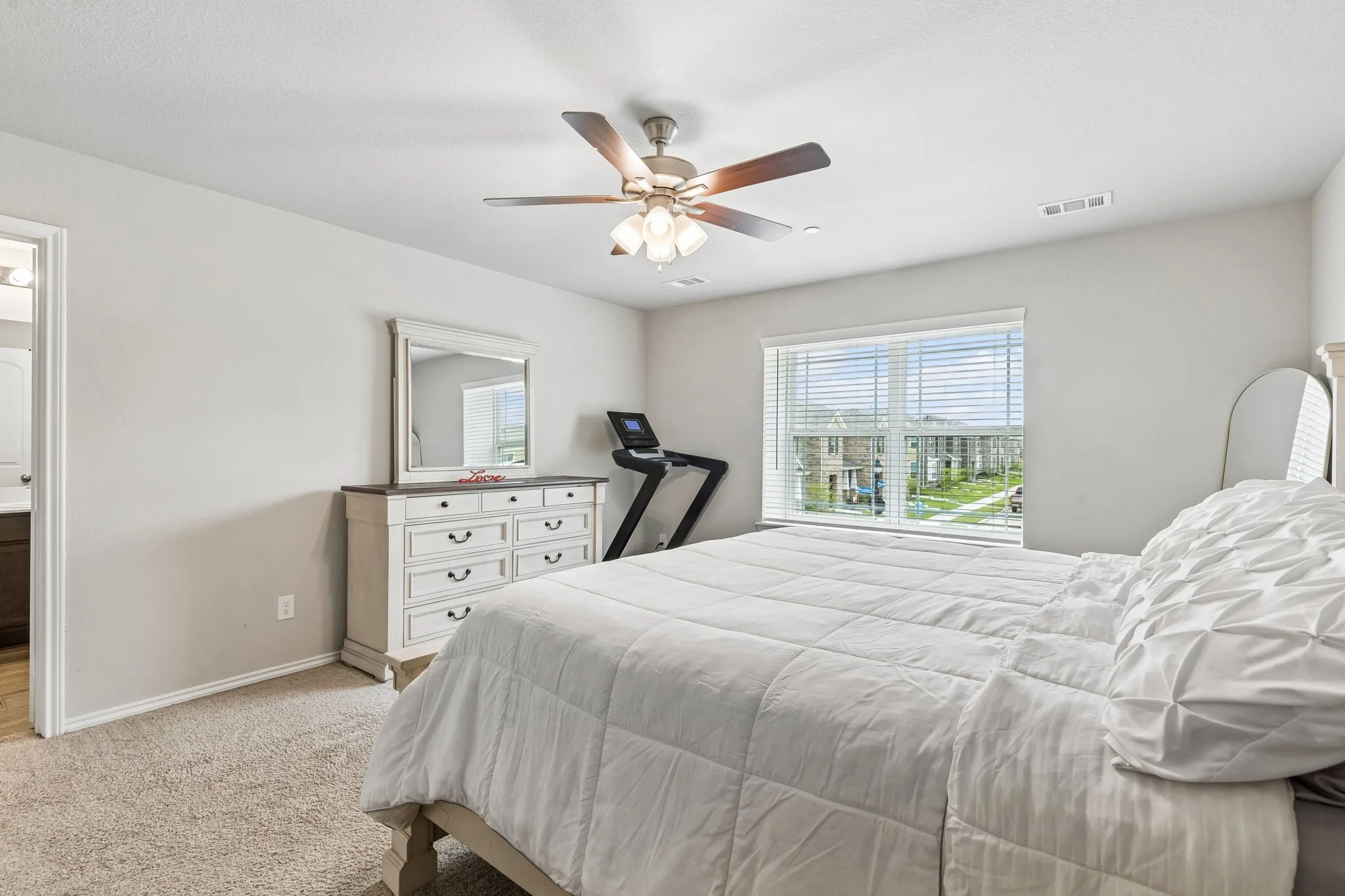 Townhouse For Rent in Kaufman County , 3120 Providence Place, Crandall, Texas 75114, 3 Bedrooms, 3 Bathrooms, 2 Garage spaces, 1,746 Sqft, built in 2022, Preowned, Price $2,200, mls#21249578, Real Estate Agent in Crandall, Homes For Rent in Kaufman county, Homes For Rent in Crandall, Realtor in Crandall Texas, Real Estate Brokerage Independent Realty Texas, Luminita Cordes Realtor