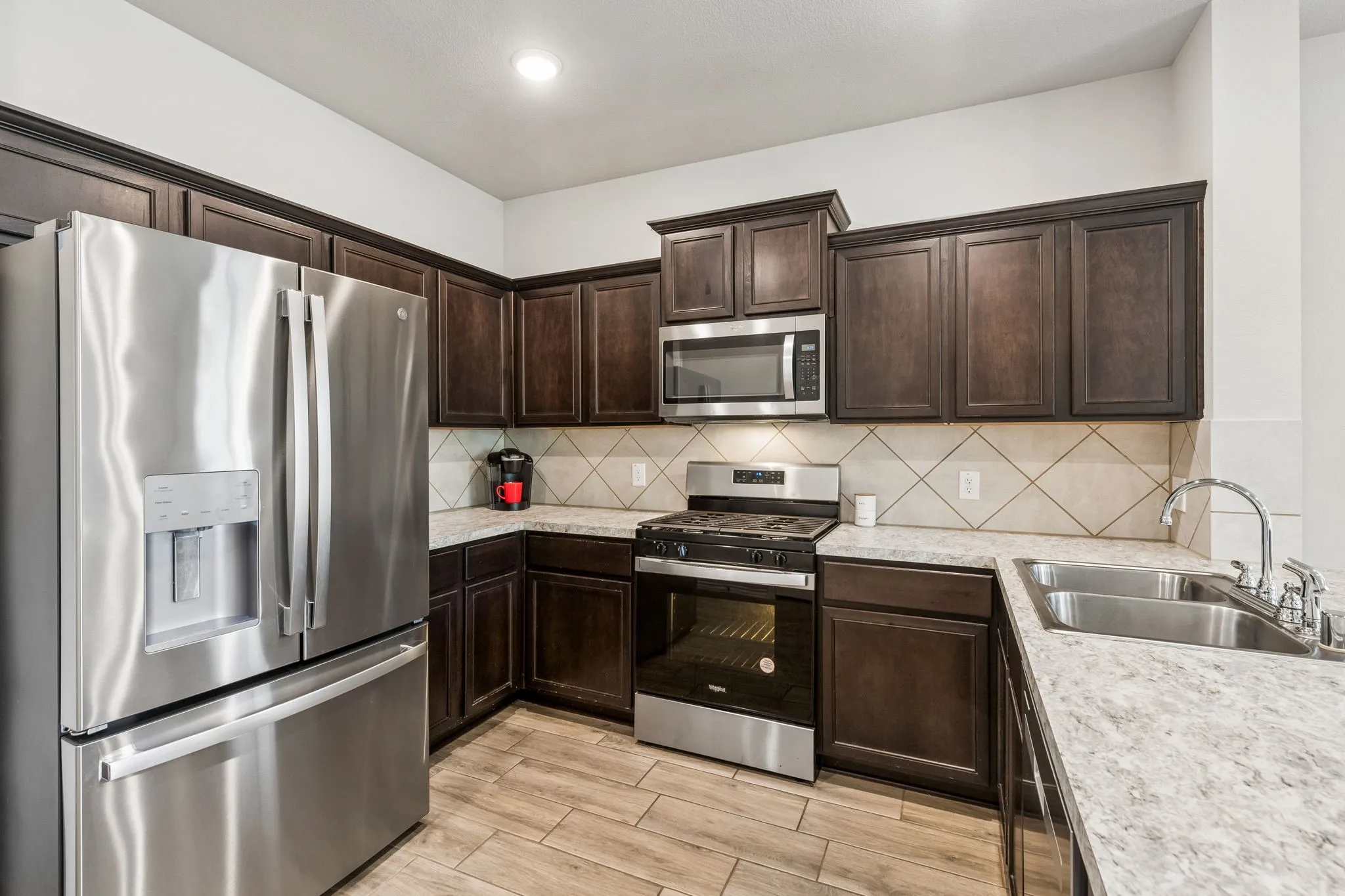 Townhouse For Rent in Kaufman County , 3120 Providence Place, Crandall, Texas 75114, 3 Bedrooms, 3 Bathrooms, 2 Garage spaces, 1,746 Sqft, built in 2022, Preowned, Price $2,200, mls#21249578, Real Estate Agent in Crandall, Homes For Rent in Kaufman county, Homes For Rent in Crandall, Realtor in Crandall Texas, Real Estate Brokerage Independent Realty Texas, Luminita Cordes Realtor