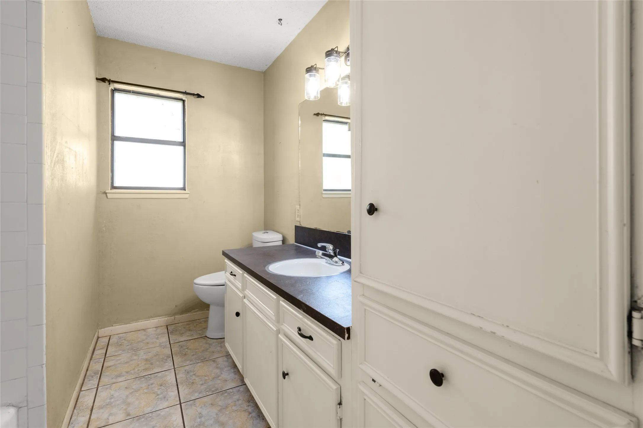 Single Family Residence For Sale in Taylor County , 315 Fm 126, Merkel, Texas 79536, 3 Bedroom, 2 Bathroom, 2 Garage spaces, 1,551 Sqft, built in 1978, Preowned, mls#21249841, Real Estate Agent in Merkel, Homes For Sale in Taylor county, Homes For Sale in Merkel, Realtor in Merkel Texas, Real Estate Brokerage Independent Realty Texas, Luminita Cordes Realtor