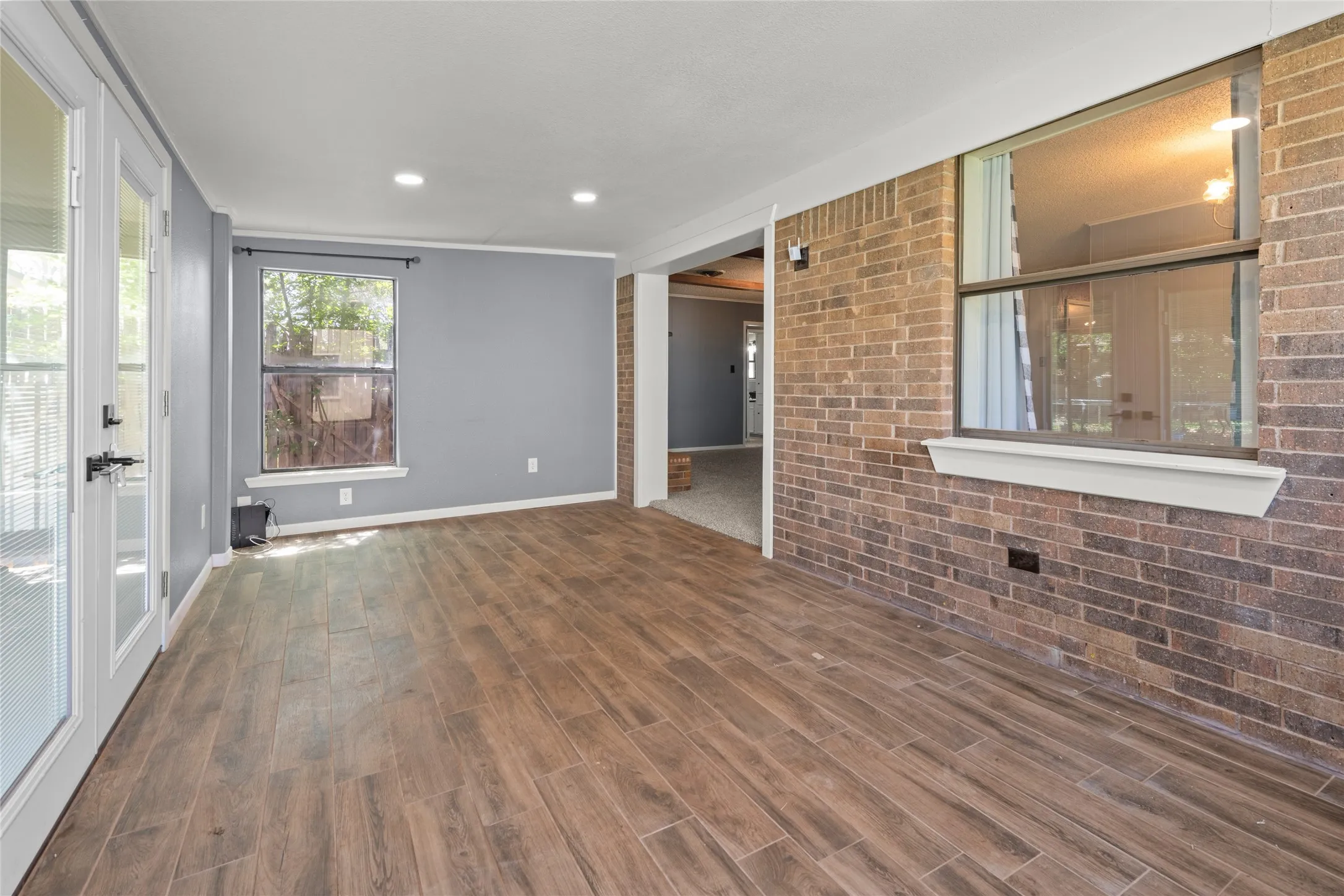 Single Family Residence For Sale in Taylor County , 315 Fm 126, Merkel, Texas 79536, 3 Bedroom, 2 Bathroom, 2 Garage spaces, 1,551 Sqft, built in 1978, Preowned, mls#21249841, Real Estate Agent in Merkel, Homes For Sale in Taylor county, Homes For Sale in Merkel, Realtor in Merkel Texas, Real Estate Brokerage Independent Realty Texas, Luminita Cordes Realtor