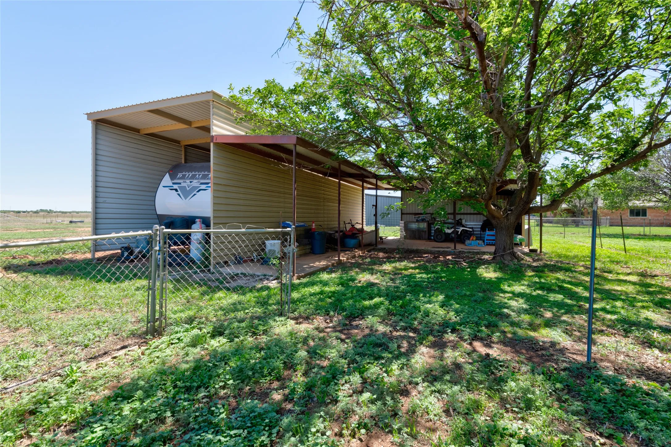Single Family Residence For Sale in Taylor County , 315 Fm 126, Merkel, Texas 79536, 3 Bedroom, 2 Bathroom, 2 Garage spaces, 1,551 Sqft, built in 1978, Preowned, mls#21249841, Real Estate Agent in Merkel, Homes For Sale in Taylor county, Homes For Sale in Merkel, Realtor in Merkel Texas, Real Estate Brokerage Independent Realty Texas, Luminita Cordes Realtor