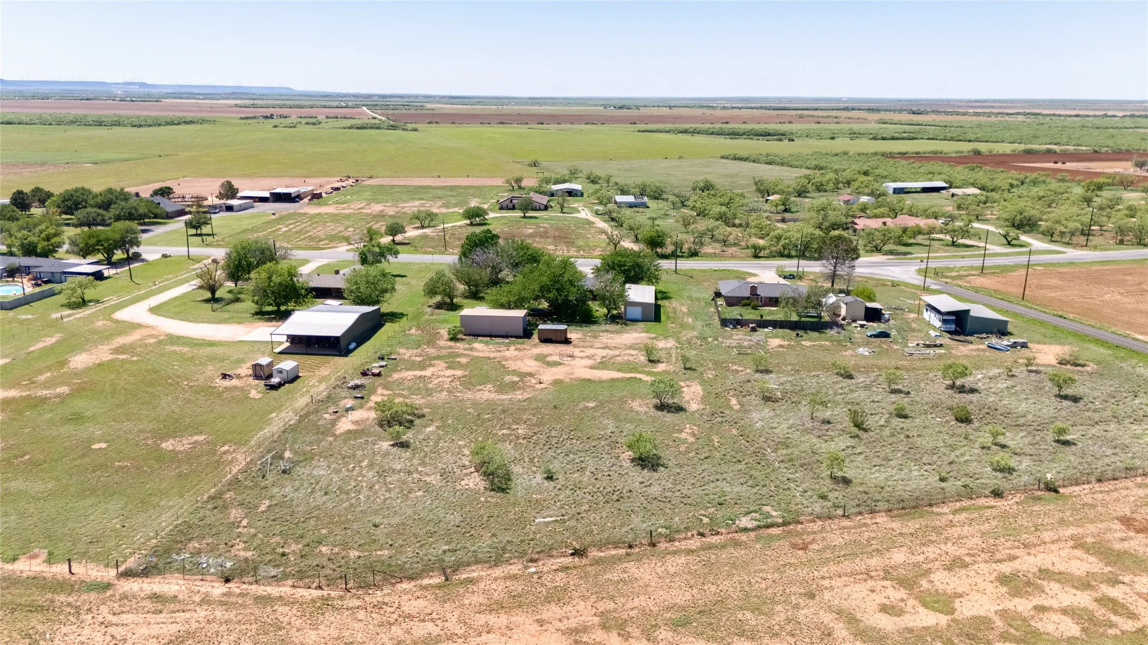 Single Family Residence For Sale in Taylor County , 315 Fm 126, Merkel, Texas 79536, 3 Bedroom, 2 Bathroom, 2 Garage spaces, 1,551 Sqft, built in 1978, Preowned, mls#21249841, Real Estate Agent in Merkel, Homes For Sale in Taylor county, Homes For Sale in Merkel, Realtor in Merkel Texas, Real Estate Brokerage Independent Realty Texas, Luminita Cordes Realtor