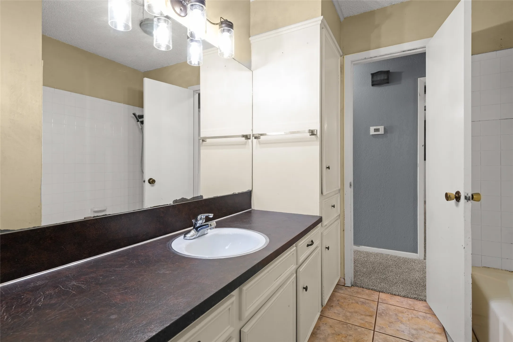 Single Family Residence For Sale in Taylor County , 315 Fm 126, Merkel, Texas 79536, 3 Bedroom, 2 Bathroom, 2 Garage spaces, 1,551 Sqft, built in 1978, Preowned, mls#21249841, Real Estate Agent in Merkel, Homes For Sale in Taylor county, Homes For Sale in Merkel, Realtor in Merkel Texas, Real Estate Brokerage Independent Realty Texas, Luminita Cordes Realtor