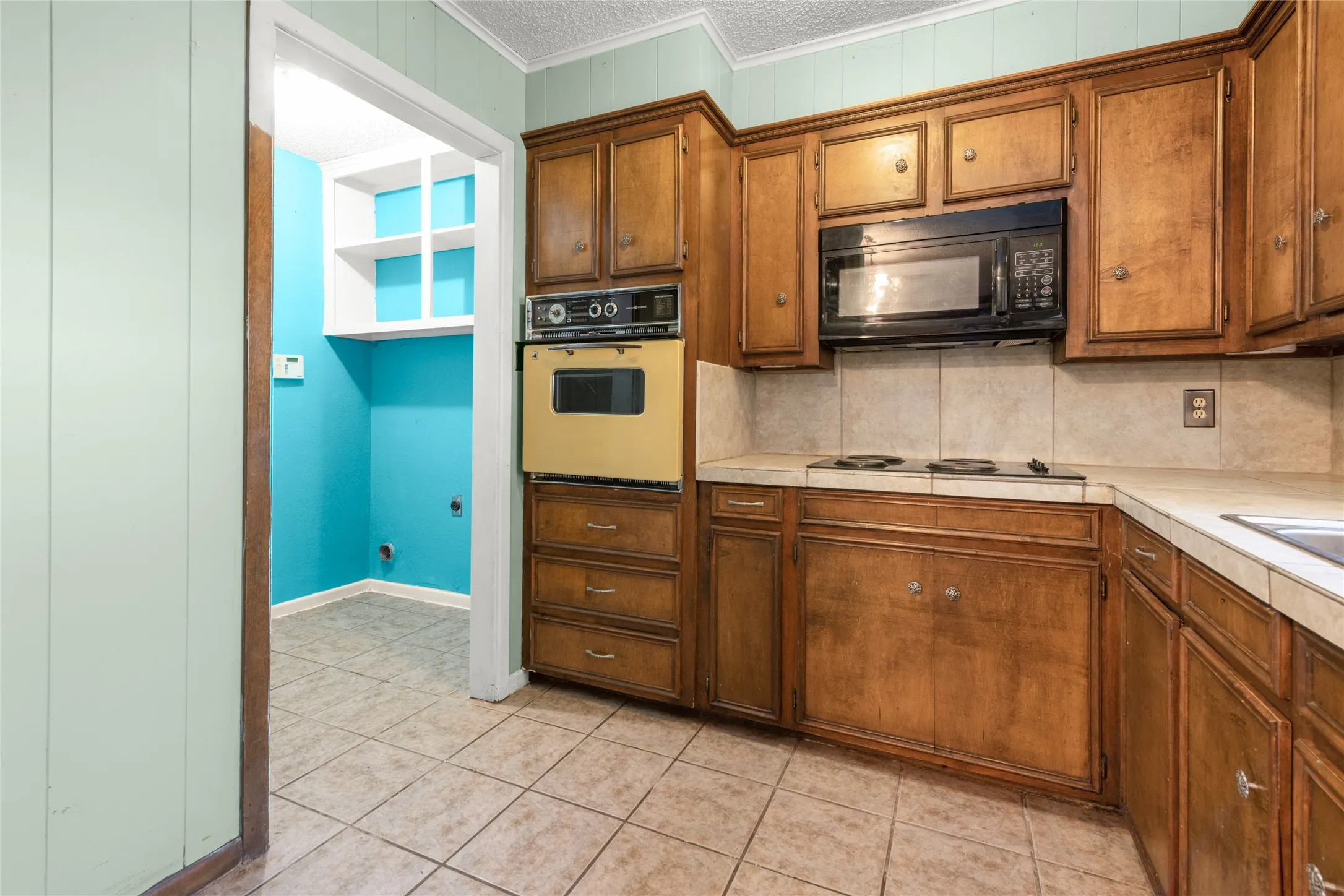 Single Family Residence For Sale in Taylor County , 315 Fm 126, Merkel, Texas 79536, 3 Bedroom, 2 Bathroom, 2 Garage spaces, 1,551 Sqft, built in 1978, Preowned, mls#21249841, Real Estate Agent in Merkel, Homes For Sale in Taylor county, Homes For Sale in Merkel, Realtor in Merkel Texas, Real Estate Brokerage Independent Realty Texas, Luminita Cordes Realtor