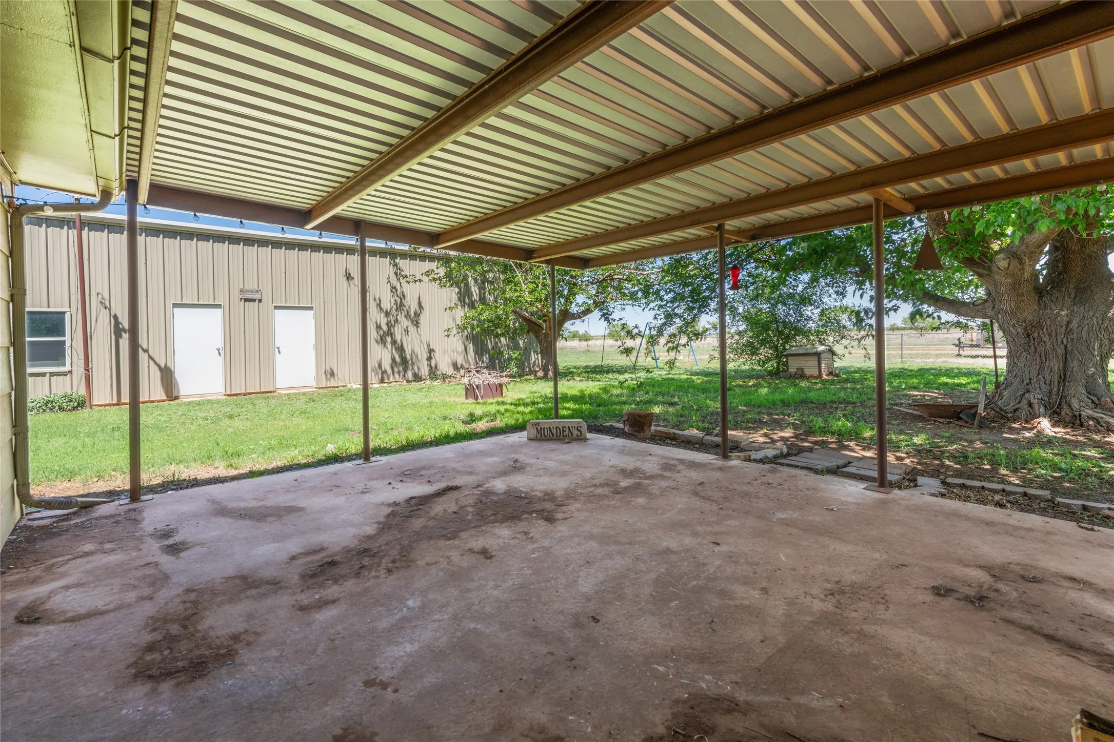 Single Family Residence For Sale in Taylor County , 315 Fm 126, Merkel, Texas 79536, 3 Bedroom, 2 Bathroom, 2 Garage spaces, 1,551 Sqft, built in 1978, Preowned, mls#21249841, Real Estate Agent in Merkel, Homes For Sale in Taylor county, Homes For Sale in Merkel, Realtor in Merkel Texas, Real Estate Brokerage Independent Realty Texas, Luminita Cordes Realtor