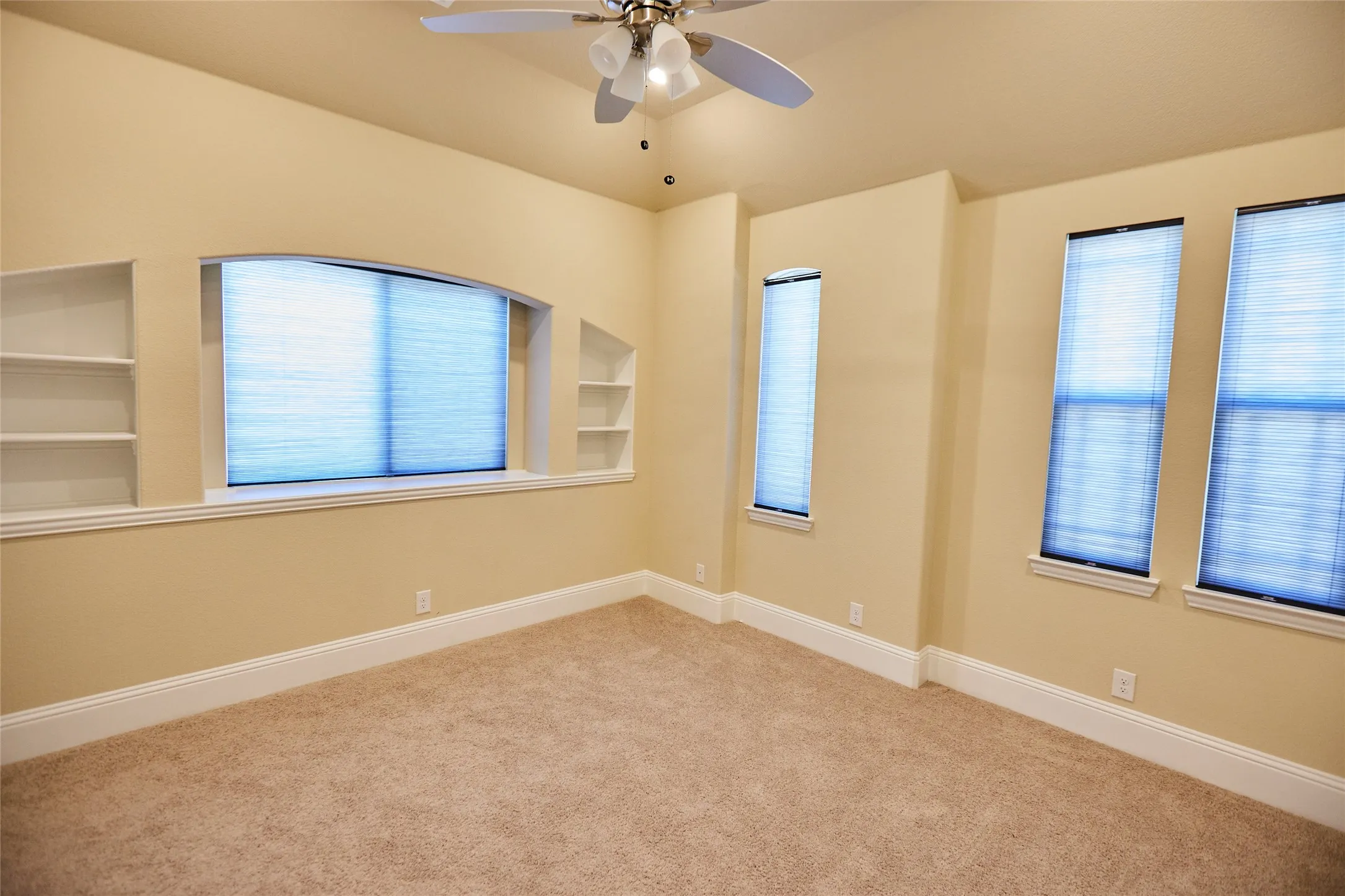 Single Family Residence For Rent in Collin County , 1460 Waterton Drive, Prosper, Texas 75078, 5 Bedrooms, 5 Bathrooms, 4 Garage spaces, 4,253 Sqft, built in 2022, Preowned, Price $4,500, mls#21250982, Real Estate Agent in Prosper, Homes For Rent in Collin county, Homes For Rent in Prosper, Realtor in Prosper Texas, Real Estate Brokerage Independent Realty Texas, Luminita Cordes Realtor