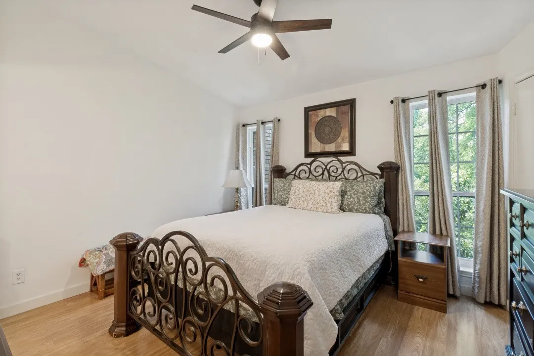 Condominium For Sale in Dallas County , 11655 Audelia Road 405, Dallas, Texas 75243, 2 Bedroom, 2 Bathroom, Garage spaces, 983 Sqft, built in 1982, mls#21244929, Real Estate Agent in Dallas, Homes For Sale in Dallas county, Homes For Sale in Dallas, Realtor in Dallas Texas, Real Estate Brokerage Independent Realty Texas, Luminita Cordes Realtor