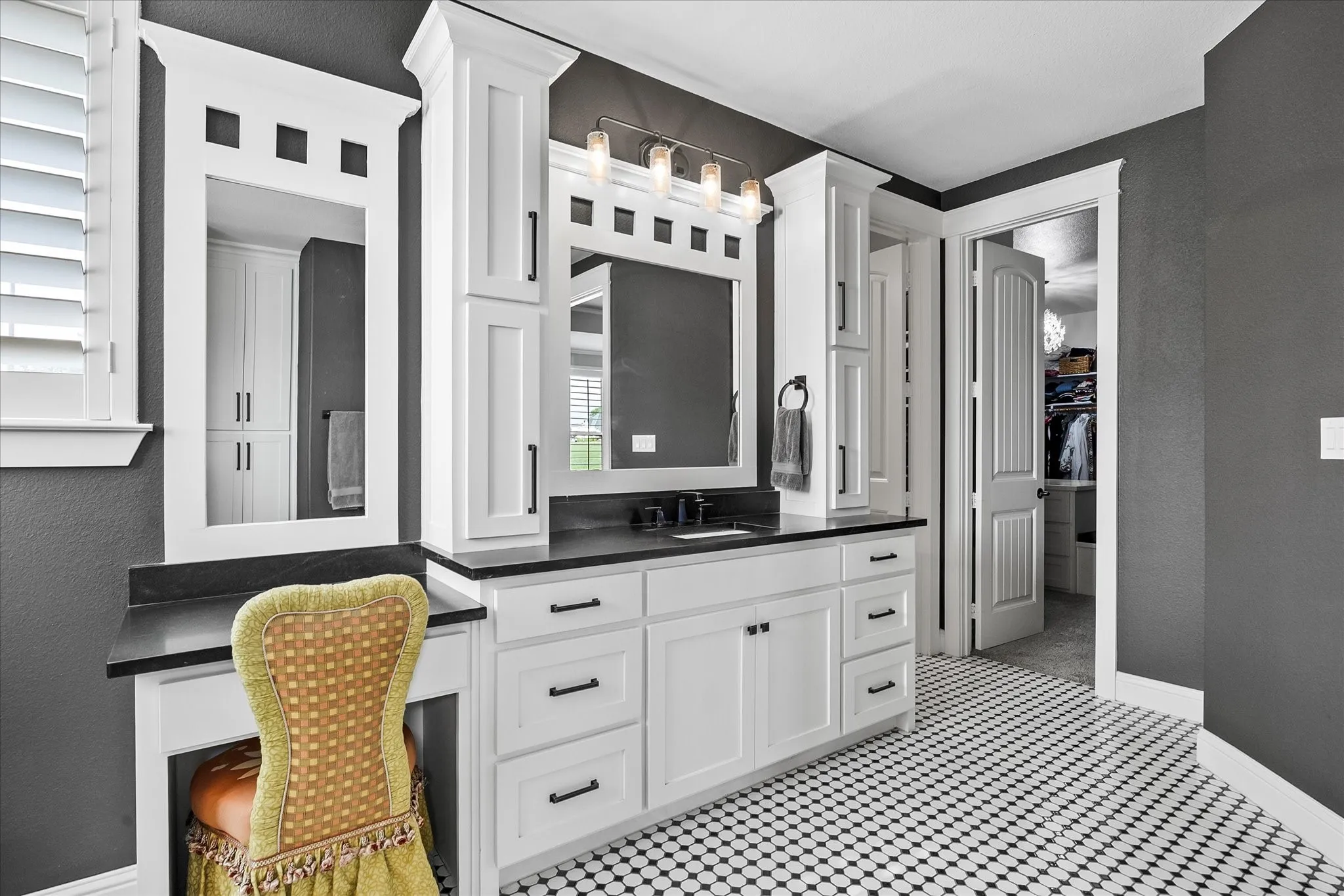 Single Family Residence For Sale in Collin County , 331 Mcclendon Road, Lavon, Texas 75166, 3 Bedrooms, 3 Bathrooms, 2 Garage spaces, 3,530 Sqft, built in 2018, Preowned, Price $739,900, mls#21251014, Real Estate Agent in Lavon, Homes For Sale in Collin county, Homes For Sale in Lavon, Realtor in Lavon Texas, Real Estate Brokerage Independent Realty Texas, Luminita Cordes Realtor