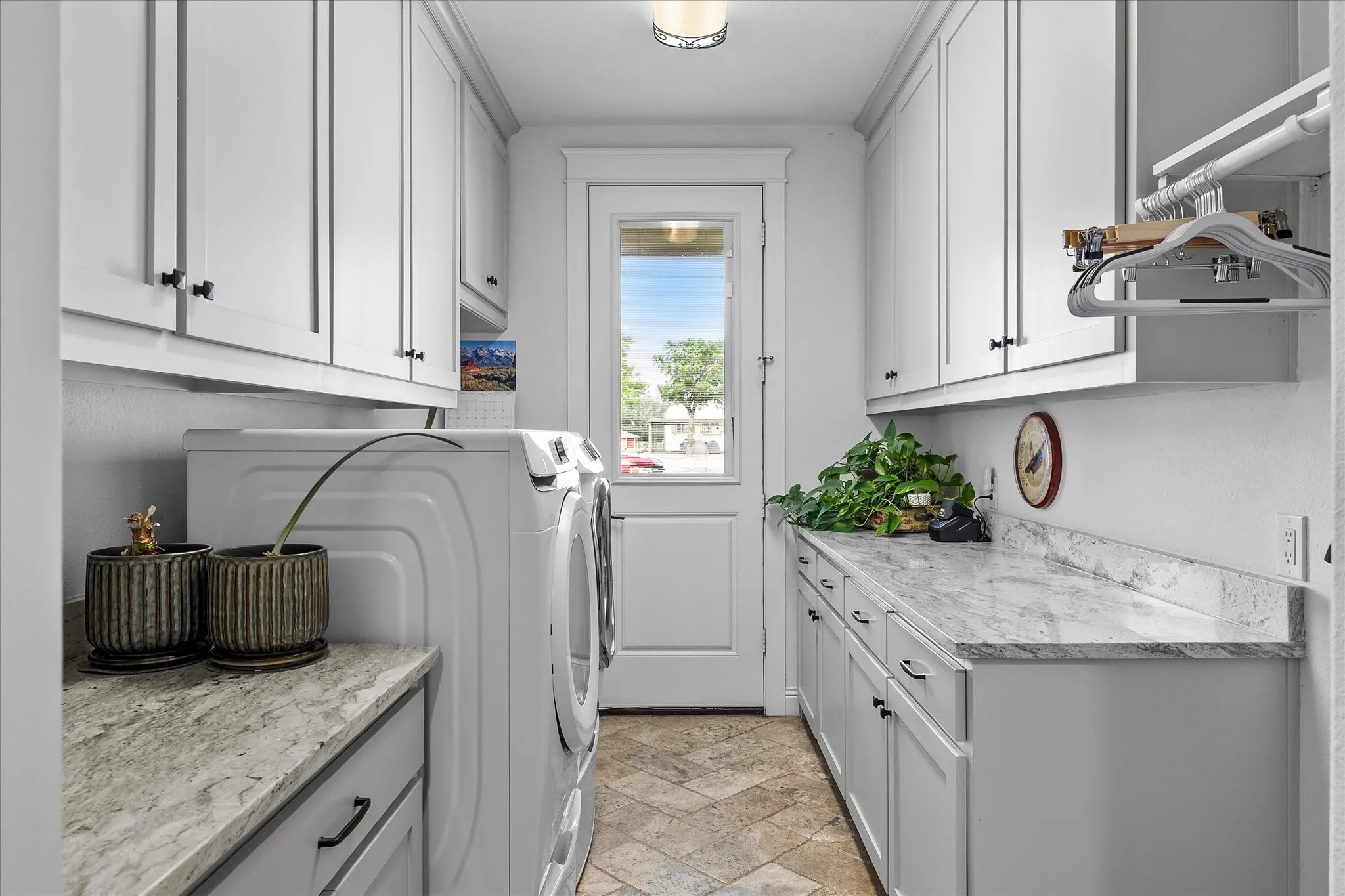Single Family Residence For Sale in Collin County , 331 Mcclendon Road, Lavon, Texas 75166, 3 Bedrooms, 3 Bathrooms, 2 Garage spaces, 3,530 Sqft, built in 2018, Preowned, Price $739,900, mls#21251014, Real Estate Agent in Lavon, Homes For Sale in Collin county, Homes For Sale in Lavon, Realtor in Lavon Texas, Real Estate Brokerage Independent Realty Texas, Luminita Cordes Realtor