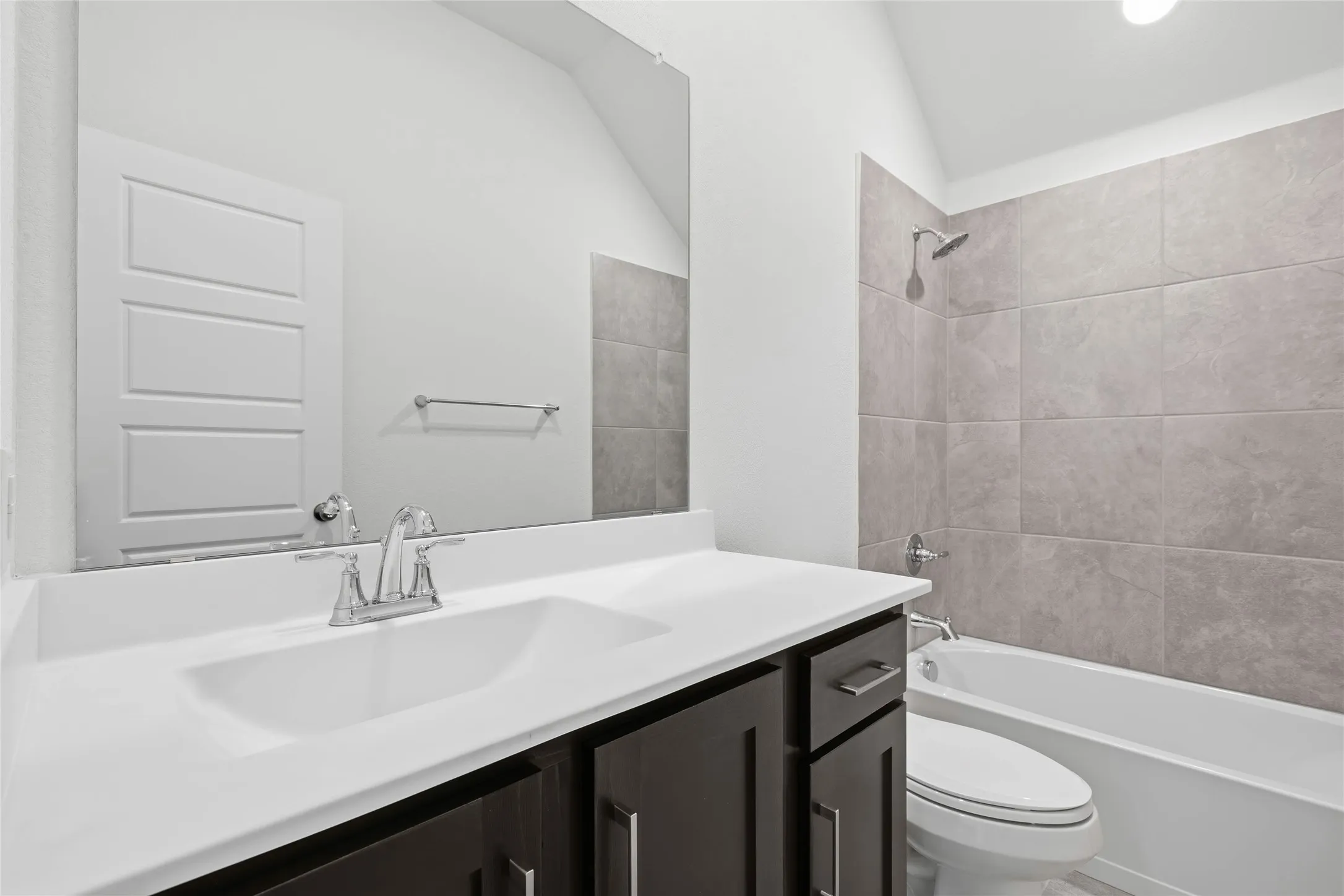 Single Family Residence For Sale in Tarrant County , 4653 Commack Drive, Fort Worth, Texas 76135, 4 Bedroom, 3 Bathroom, 2 Garage spaces, 1,957 Sqft, built in 2026, New Construction - Incomplete, mls#21251016, Real Estate Agent in Fort Worth, Homes For Sale in Tarrant county, Homes For Sale in Fort Worth, Realtor in Fort Worth Texas, Real Estate Brokerage Independent Realty Texas, Luminita Cordes Realtor