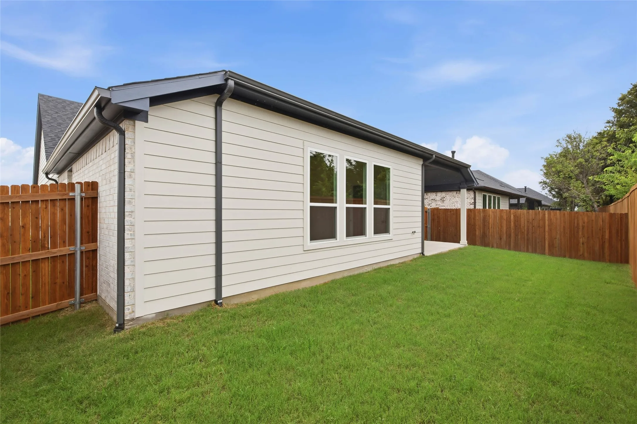 Single Family Residence For Sale in Tarrant County , 4653 Commack Drive, Fort Worth, Texas 76135, 4 Bedroom, 3 Bathroom, 2 Garage spaces, 1,957 Sqft, built in 2026, New Construction - Incomplete, mls#21251016, Real Estate Agent in Fort Worth, Homes For Sale in Tarrant county, Homes For Sale in Fort Worth, Realtor in Fort Worth Texas, Real Estate Brokerage Independent Realty Texas, Luminita Cordes Realtor