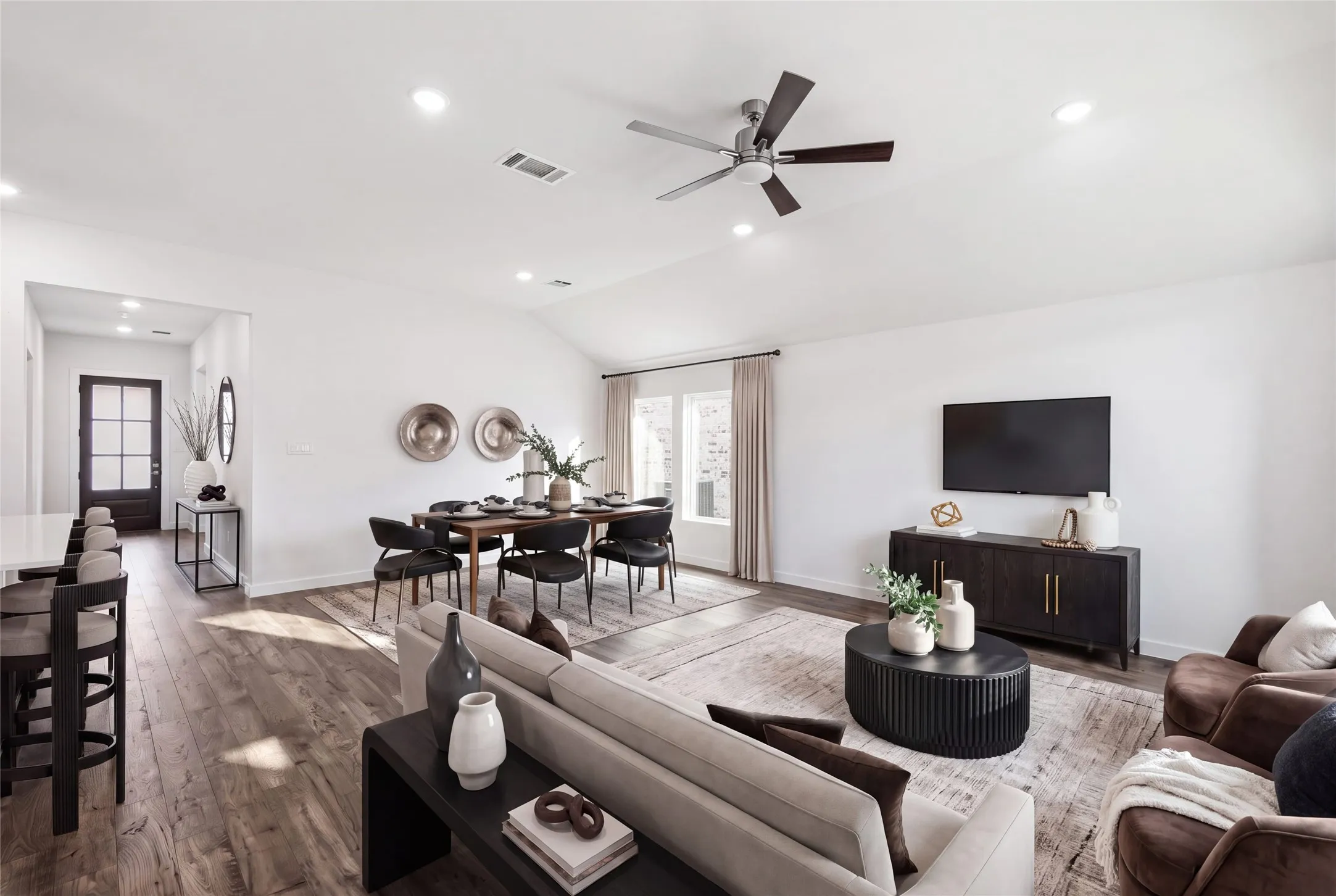 Single Family Residence For Sale in Tarrant County , 4653 Commack Drive, Fort Worth, Texas 76135, 4 Bedroom, 3 Bathroom, 2 Garage spaces, 1,957 Sqft, built in 2026, New Construction - Incomplete, mls#21251016, Real Estate Agent in Fort Worth, Homes For Sale in Tarrant county, Homes For Sale in Fort Worth, Realtor in Fort Worth Texas, Real Estate Brokerage Independent Realty Texas, Luminita Cordes Realtor