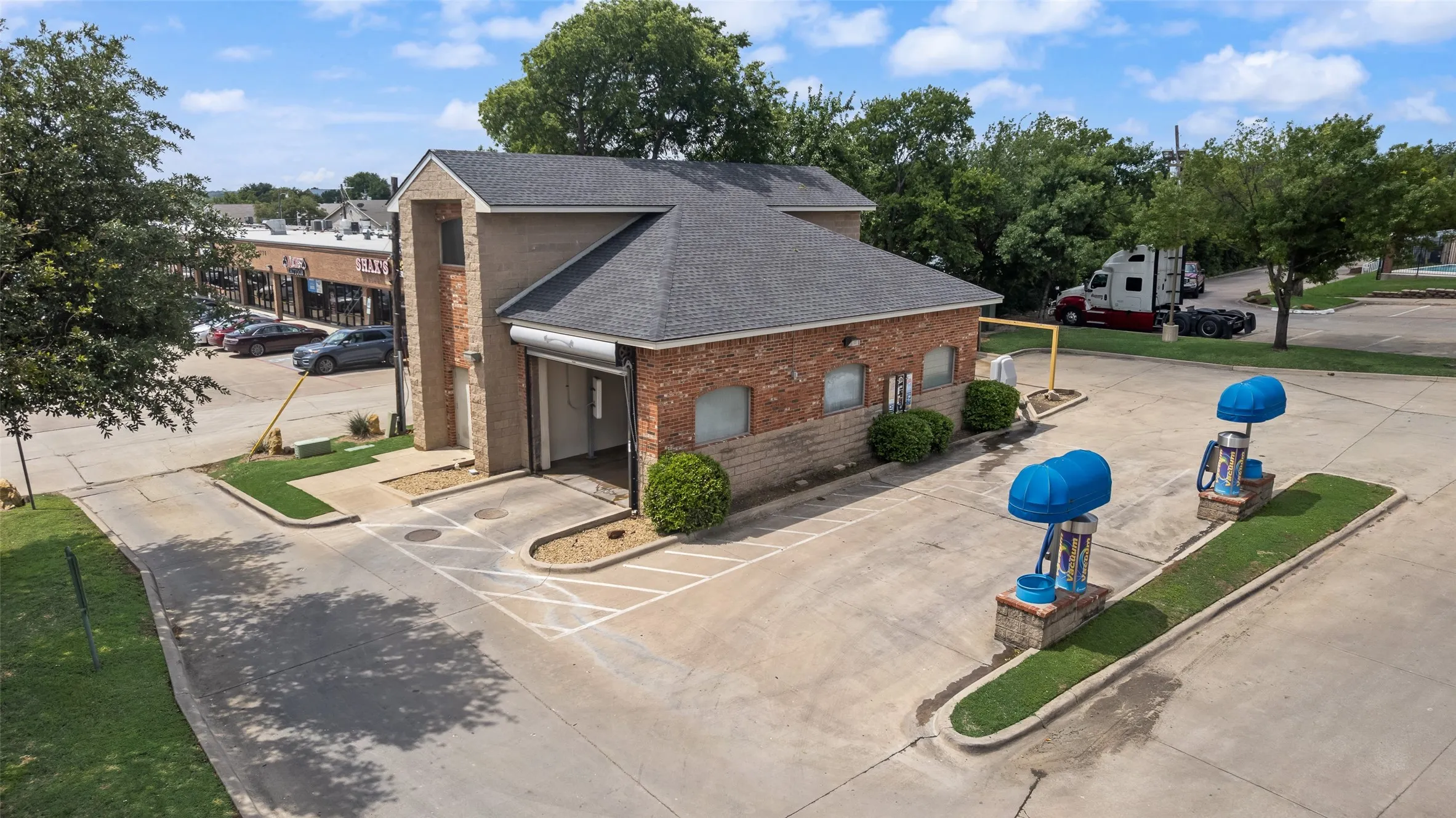 Business For Sale in Denton County , 1704 Teasley Lane, Denton, Texas 76205, 0, 0, Garage spaces, 0 Sqft, built in 2004, Preowned, mls#21246792, Real Estate Agent in Denton, Homes For Sale in Denton county, Homes For Sale in Denton, Realtor in Denton Texas, Real Estate Brokerage Independent Realty Texas, Luminita Cordes Realtor