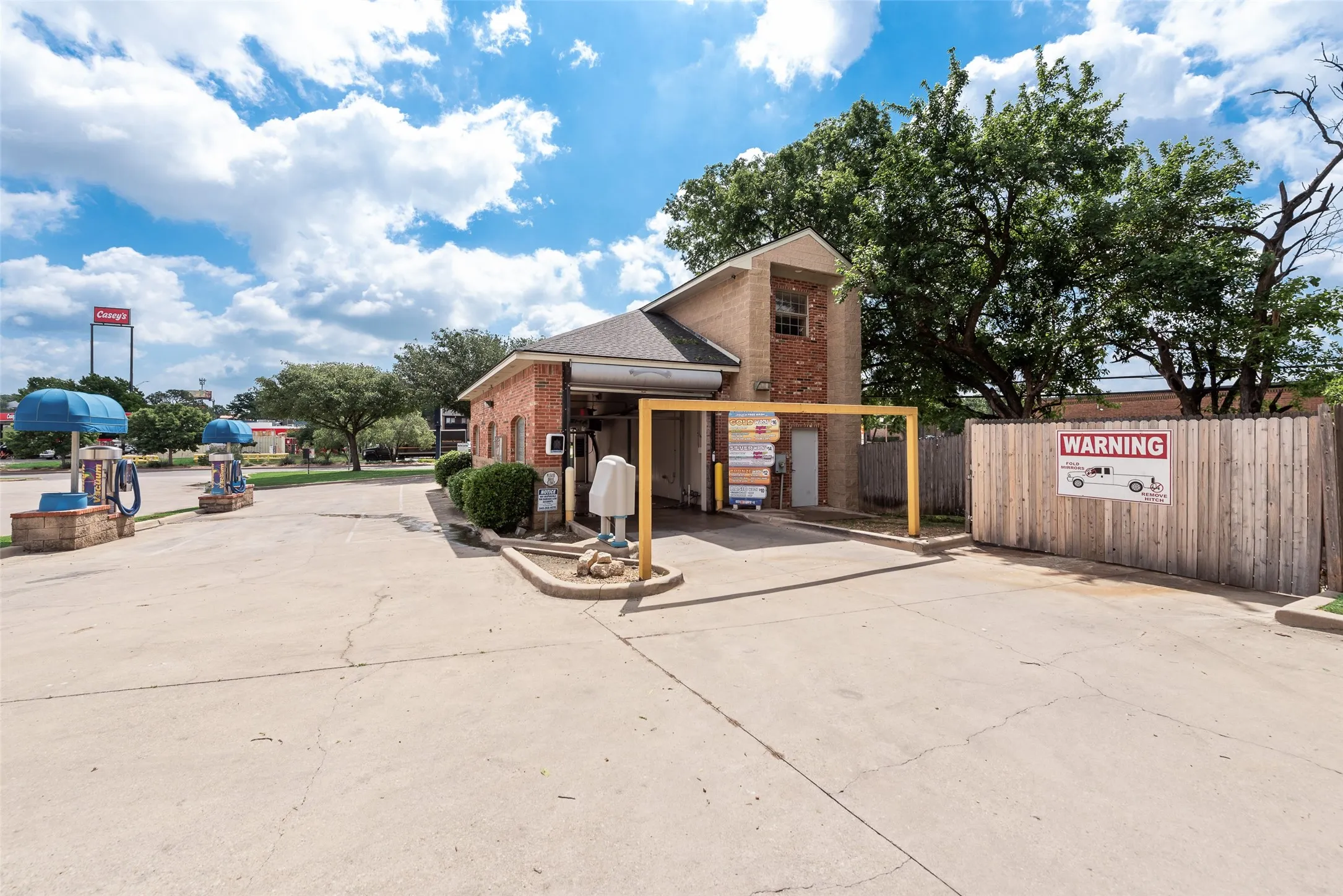 Business For Sale in Denton County , 1704 Teasley Lane, Denton, Texas 76205, 0, 0, Garage spaces, 0 Sqft, built in 2004, Preowned, mls#21246792, Real Estate Agent in Denton, Homes For Sale in Denton county, Homes For Sale in Denton, Realtor in Denton Texas, Real Estate Brokerage Independent Realty Texas, Luminita Cordes Realtor