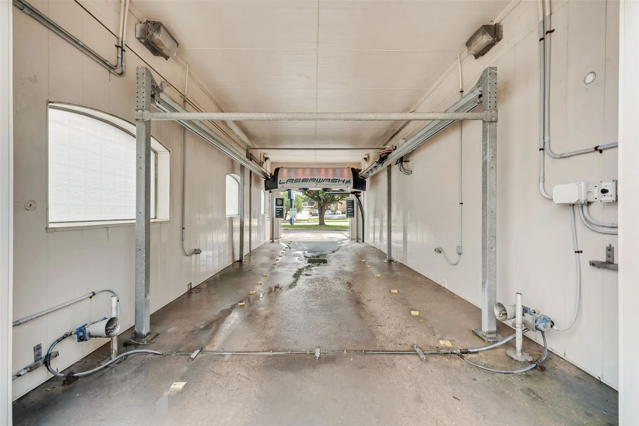 Business For Sale in Denton County , 1704 Teasley Lane, Denton, Texas 76205, 0, 0, Garage spaces, 0 Sqft, built in 2004, Preowned, mls#21246792, Real Estate Agent in Denton, Homes For Sale in Denton county, Homes For Sale in Denton, Realtor in Denton Texas, Real Estate Brokerage Independent Realty Texas, Luminita Cordes Realtor