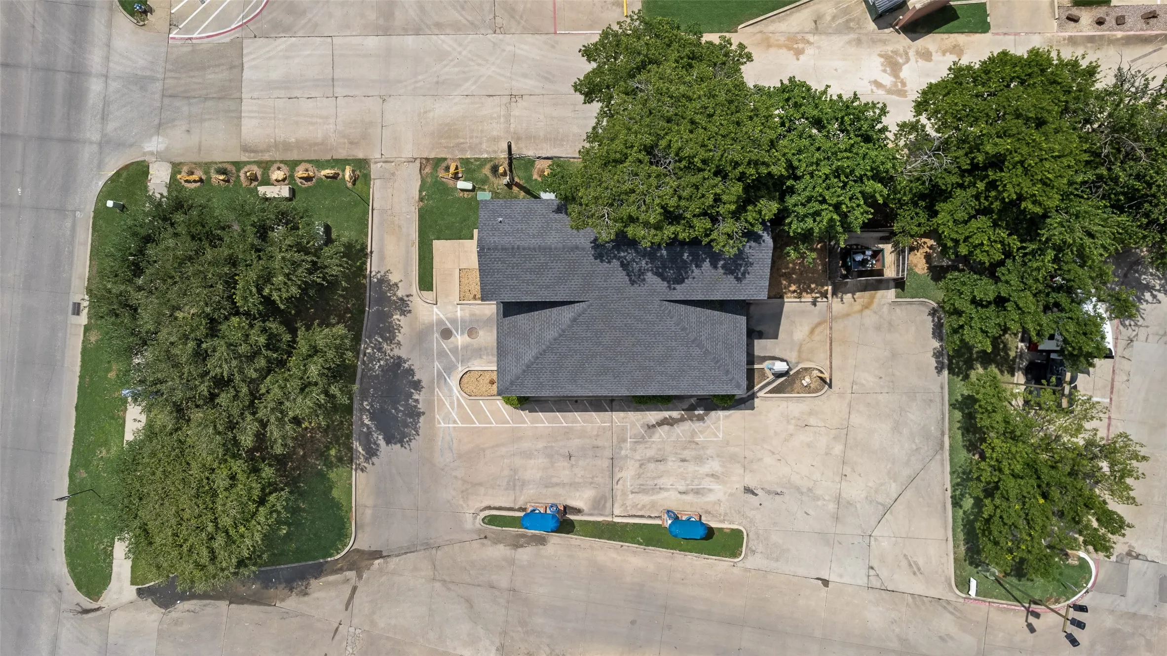 Business For Sale in Denton County , 1704 Teasley Lane, Denton, Texas 76205, 0, 0, Garage spaces, 0 Sqft, built in 2004, Preowned, mls#21246792, Real Estate Agent in Denton, Homes For Sale in Denton county, Homes For Sale in Denton, Realtor in Denton Texas, Real Estate Brokerage Independent Realty Texas, Luminita Cordes Realtor