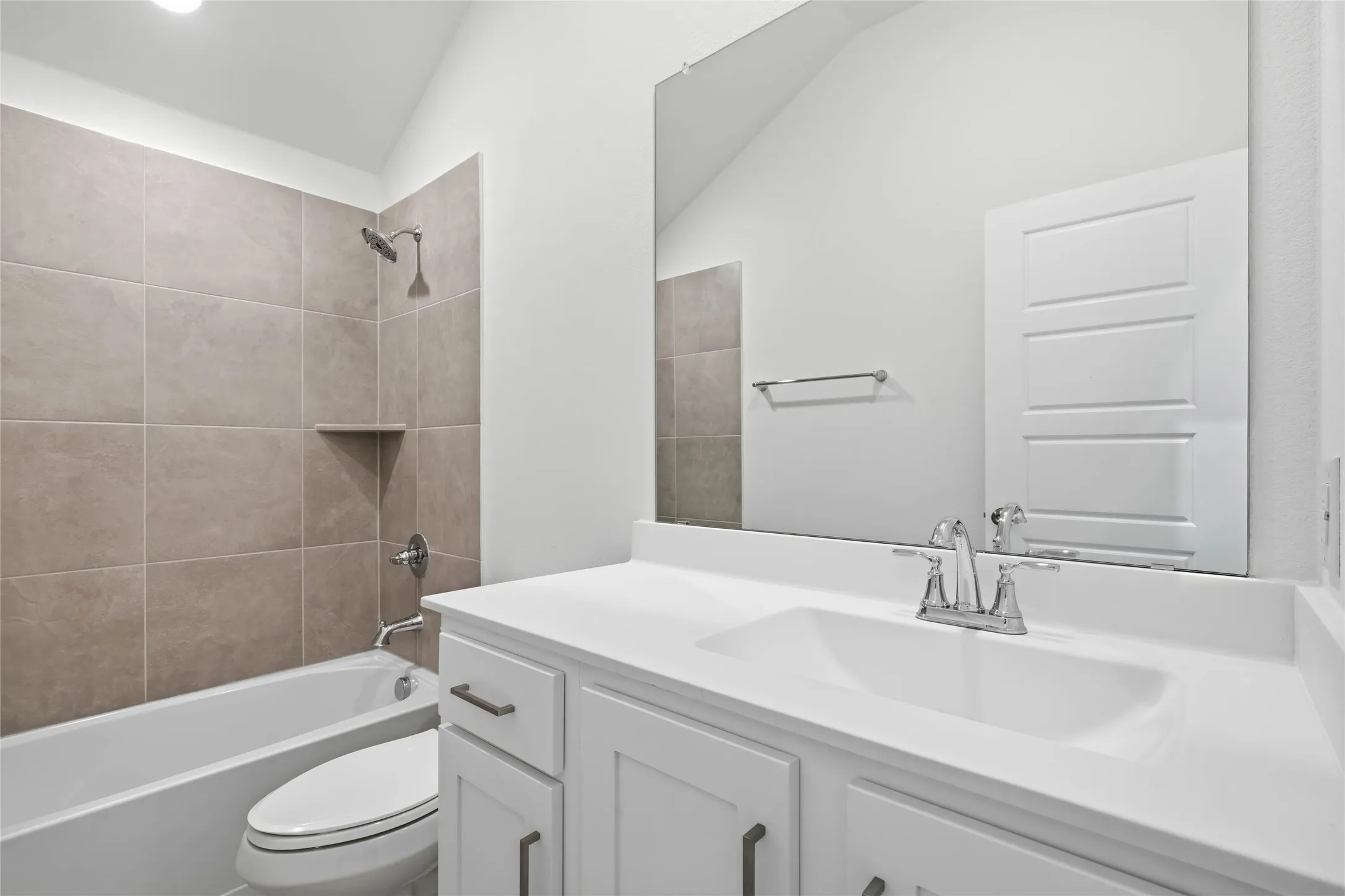 Single Family Residence For Sale in Tarrant County , 4624 Commack Drive, Fort Worth, Texas 76135, 3 Bedroom, 2 Bathroom, 2 Garage spaces, 1,957 Sqft, built in 2026, New Construction - Incomplete, mls#21251020, Real Estate Agent in Fort Worth, Homes For Sale in Tarrant county, Homes For Sale in Fort Worth, Realtor in Fort Worth Texas, Real Estate Brokerage Independent Realty Texas, Luminita Cordes Realtor
