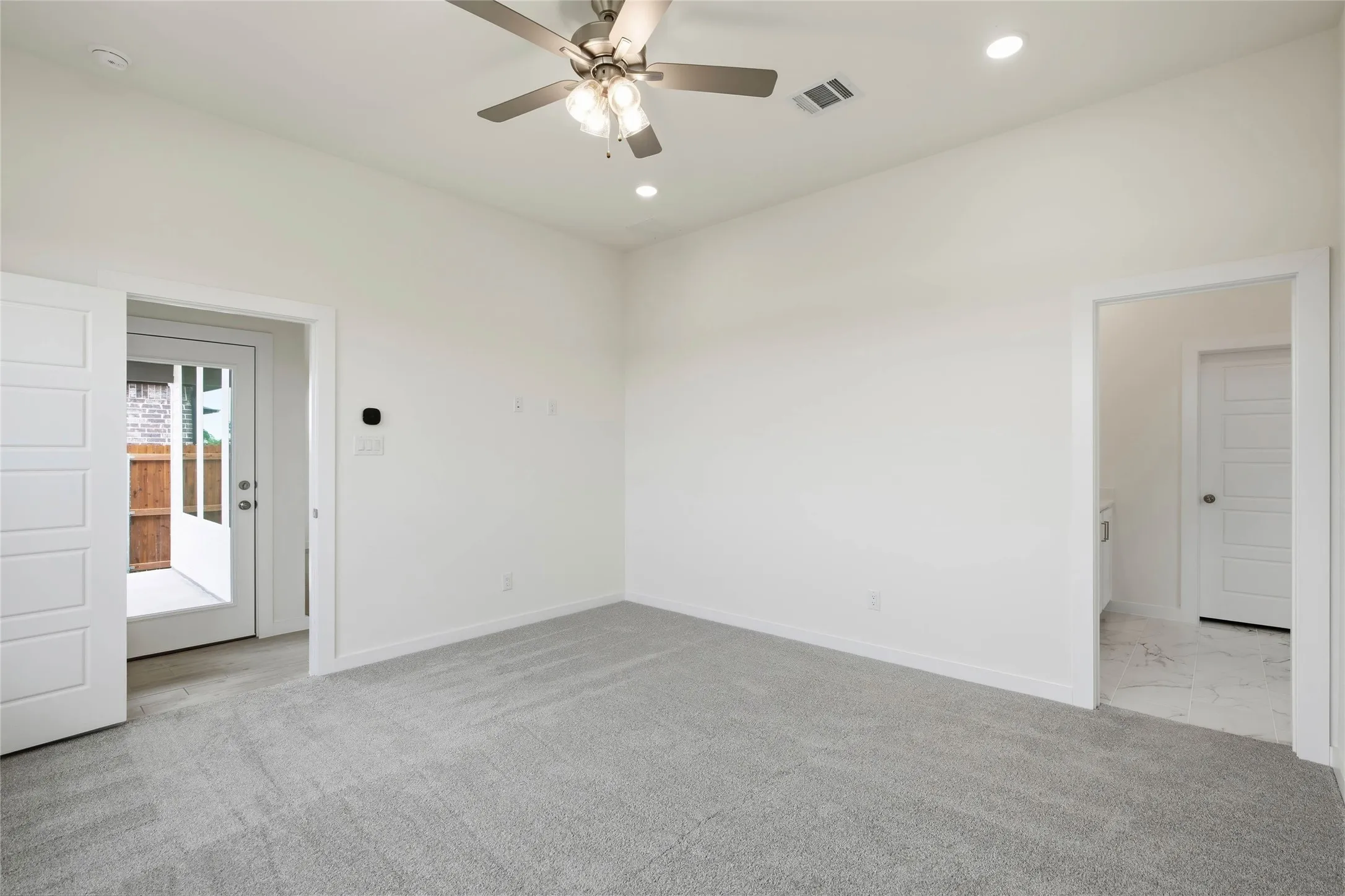 Single Family Residence For Sale in Tarrant County , 4624 Commack Drive, Fort Worth, Texas 76135, 3 Bedroom, 2 Bathroom, 2 Garage spaces, 1,957 Sqft, built in 2026, New Construction - Incomplete, mls#21251020, Real Estate Agent in Fort Worth, Homes For Sale in Tarrant county, Homes For Sale in Fort Worth, Realtor in Fort Worth Texas, Real Estate Brokerage Independent Realty Texas, Luminita Cordes Realtor