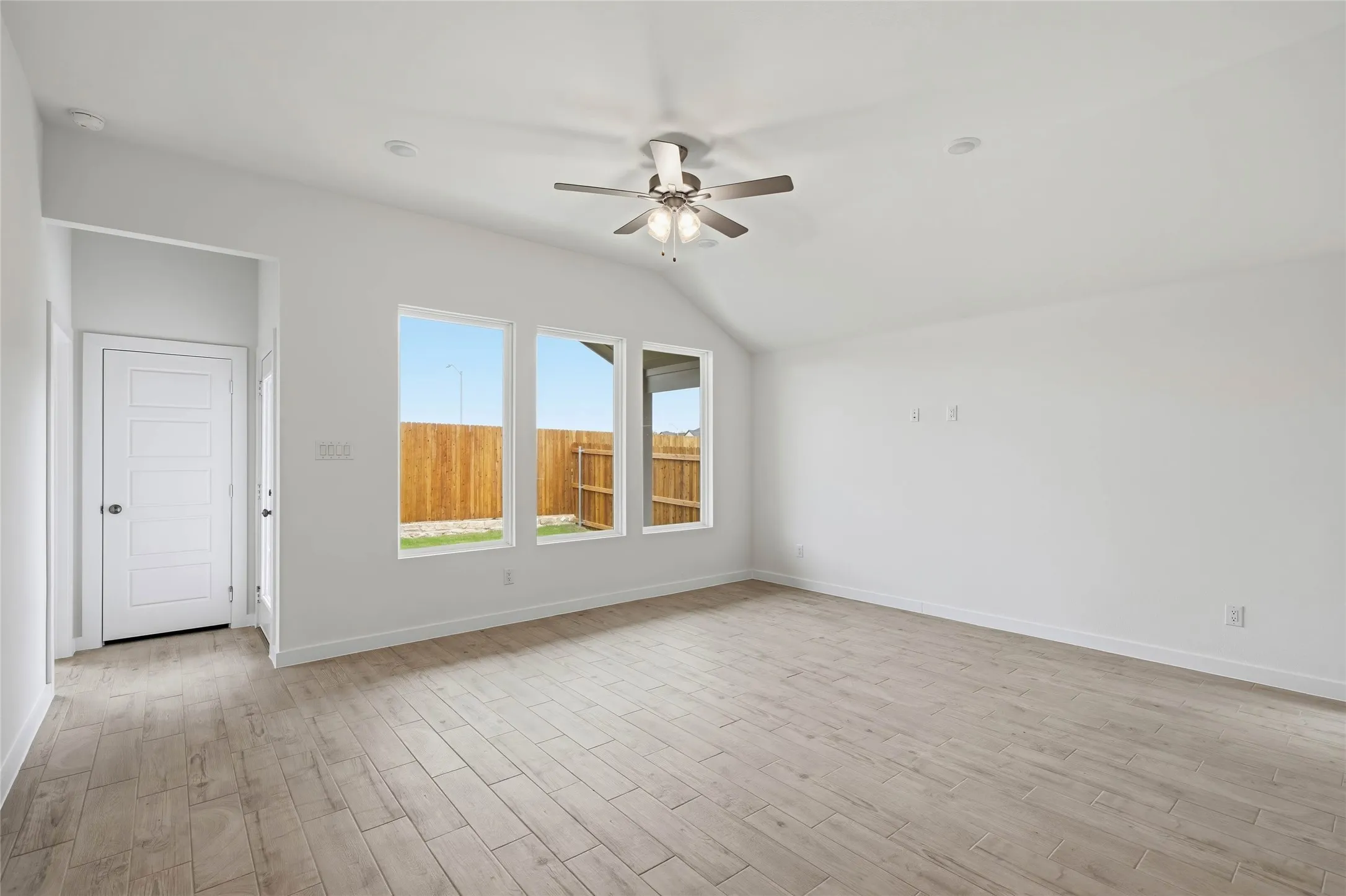 Single Family Residence For Sale in Tarrant County , 4624 Commack Drive, Fort Worth, Texas 76135, 3 Bedroom, 2 Bathroom, 2 Garage spaces, 1,957 Sqft, built in 2026, New Construction - Incomplete, mls#21251020, Real Estate Agent in Fort Worth, Homes For Sale in Tarrant county, Homes For Sale in Fort Worth, Realtor in Fort Worth Texas, Real Estate Brokerage Independent Realty Texas, Luminita Cordes Realtor