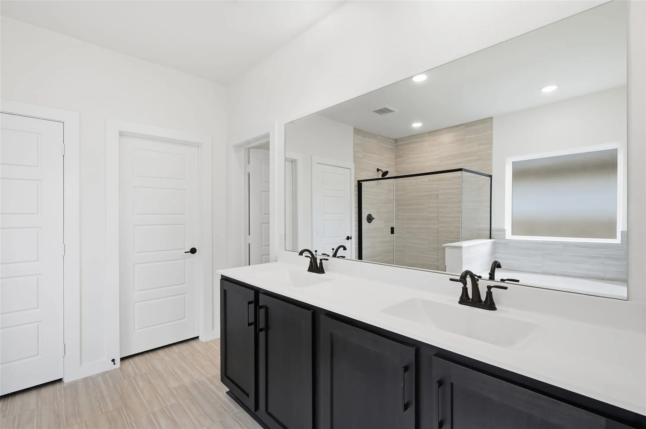 Single Family Residence For Sale in Tarrant County , 6705 Serenity Drive, Fort Worth, Texas 76135, 4 Bedroom, 3 Bathroom, 2 Garage spaces, 2,726 Sqft, built in 2026, New Construction - Incomplete, mls#21251027, Real Estate Agent in Fort Worth, Homes For Sale in Tarrant county, Homes For Sale in Fort Worth, Realtor in Fort Worth Texas, Real Estate Brokerage Independent Realty Texas, Luminita Cordes Realtor