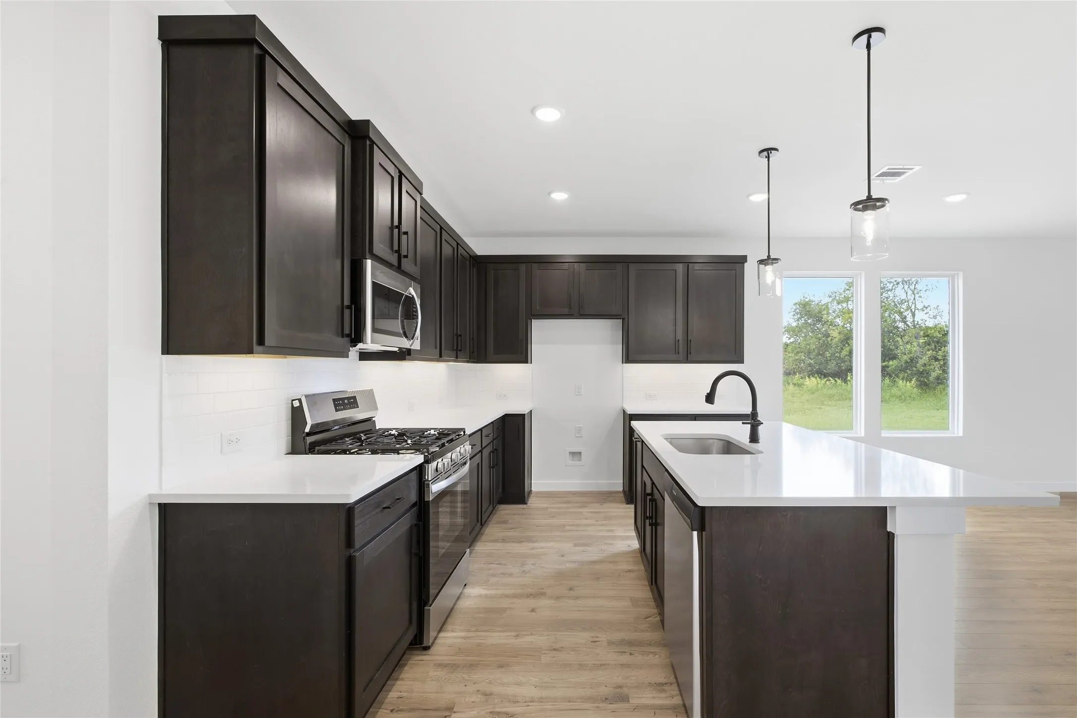 Single Family Residence For Sale in Tarrant County , 6705 Serenity Drive, Fort Worth, Texas 76135, 4 Bedroom, 3 Bathroom, 2 Garage spaces, 2,726 Sqft, built in 2026, New Construction - Incomplete, mls#21251027, Real Estate Agent in Fort Worth, Homes For Sale in Tarrant county, Homes For Sale in Fort Worth, Realtor in Fort Worth Texas, Real Estate Brokerage Independent Realty Texas, Luminita Cordes Realtor
