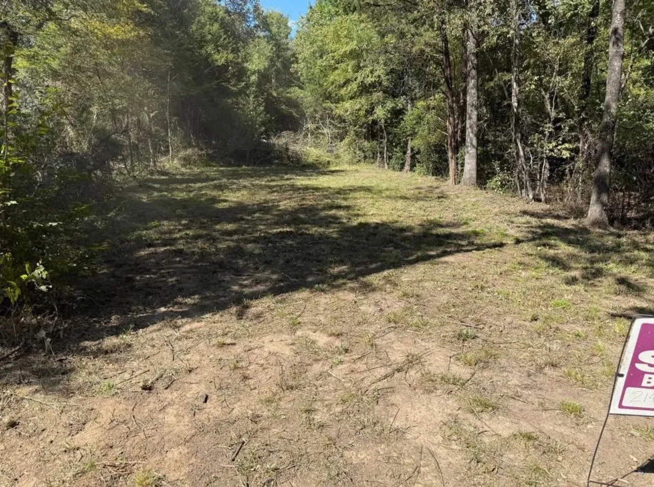 Unimproved Land For Sale in Henderson County , 309 Garner Drive, Mabank, Texas 75156, 0, 0, Garage spaces, 0 Sqft, built in 0, Price $15,999, mls#21251037, Real Estate Agent in Mabank, Homes For Sale in Henderson county, Homes For Sale in Mabank, Realtor in Mabank Texas, Real Estate Brokerage Independent Realty Texas, Luminita Cordes Realtor