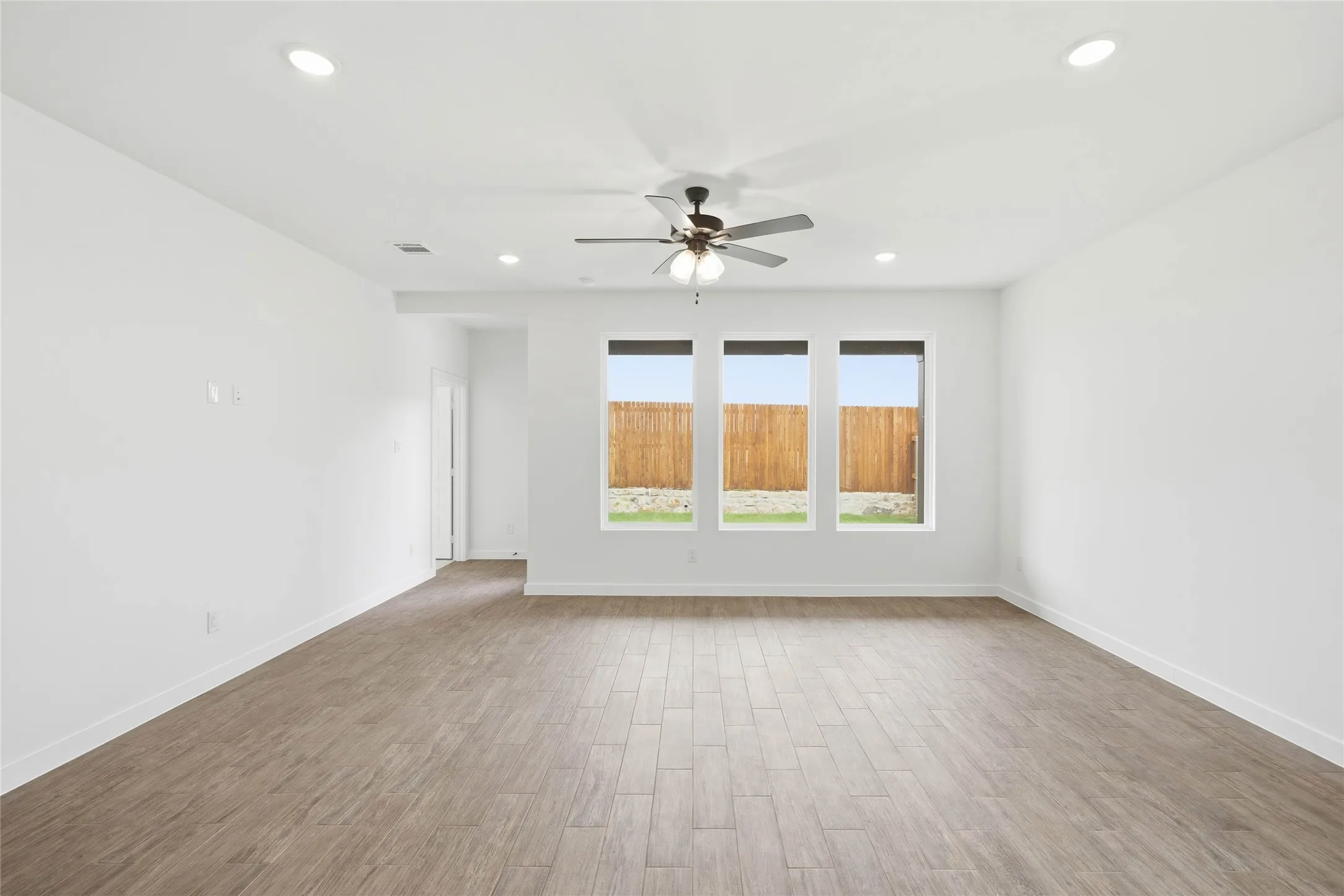 Single Family Residence For Sale in Tarrant County , 4632 Commack Drive, Fort Worth, Texas 76135, 3 Bedroom, 3 Bathroom, 2 Garage spaces, 2,719 Sqft, built in 2026, New Construction - Incomplete, mls#21251043, Real Estate Agent in Fort Worth, Homes For Sale in Tarrant county, Homes For Sale in Fort Worth, Realtor in Fort Worth Texas, Real Estate Brokerage Independent Realty Texas, Luminita Cordes Realtor