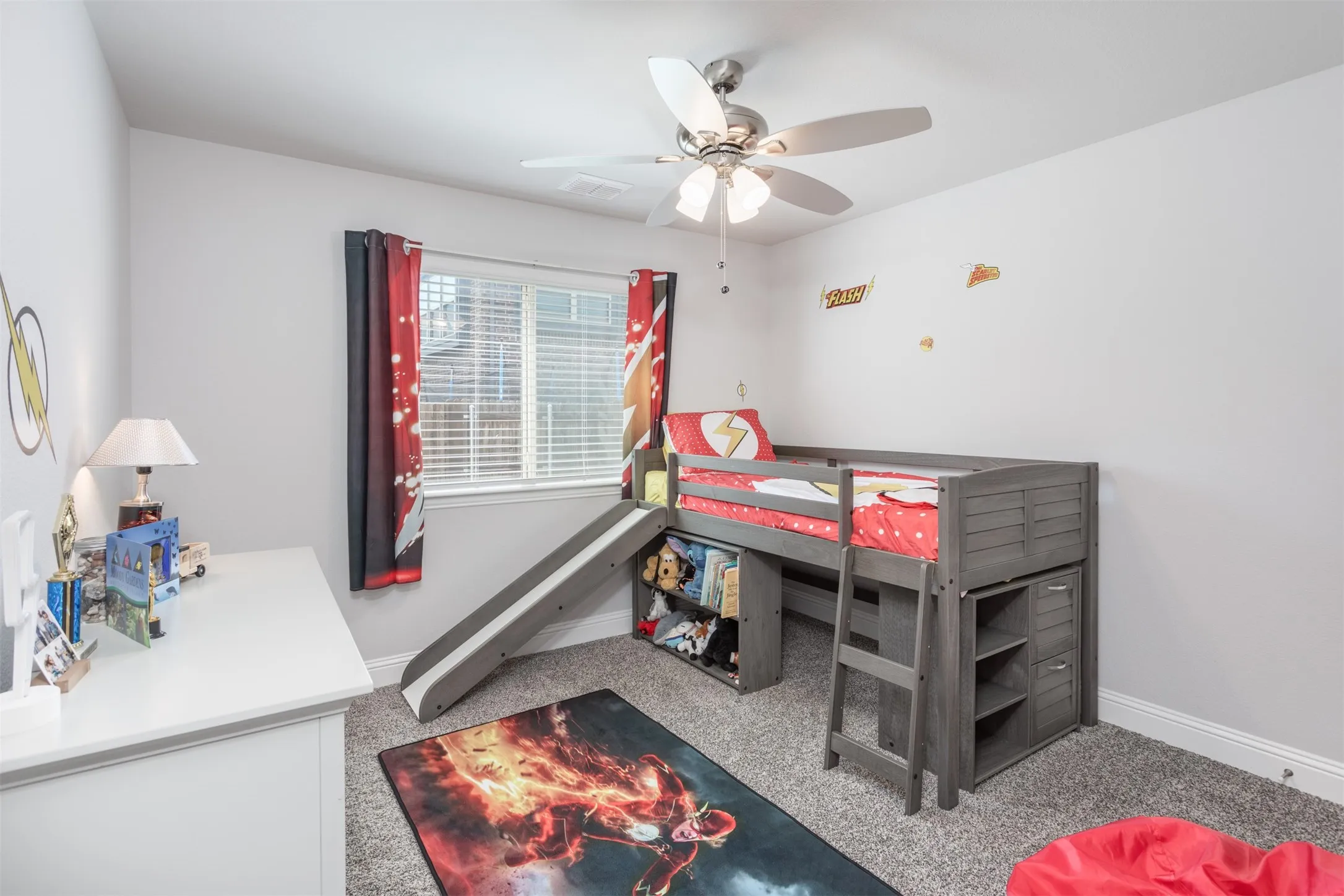 Single Family Residence For Sale in Ellis County , 204 Garden Grove Drive, Waxahachie, Texas 75165, 4 Bedroom, 3 Bathroom, 2 Garage spaces, 2,683 Sqft, built in 2020, mls#21250733, Real Estate Agent in Waxahachie, Homes For Sale in Ellis county, Homes For Sale in Waxahachie, Realtor in Waxahachie Texas, Real Estate Brokerage Independent Realty Texas, Luminita Cordes Realtor