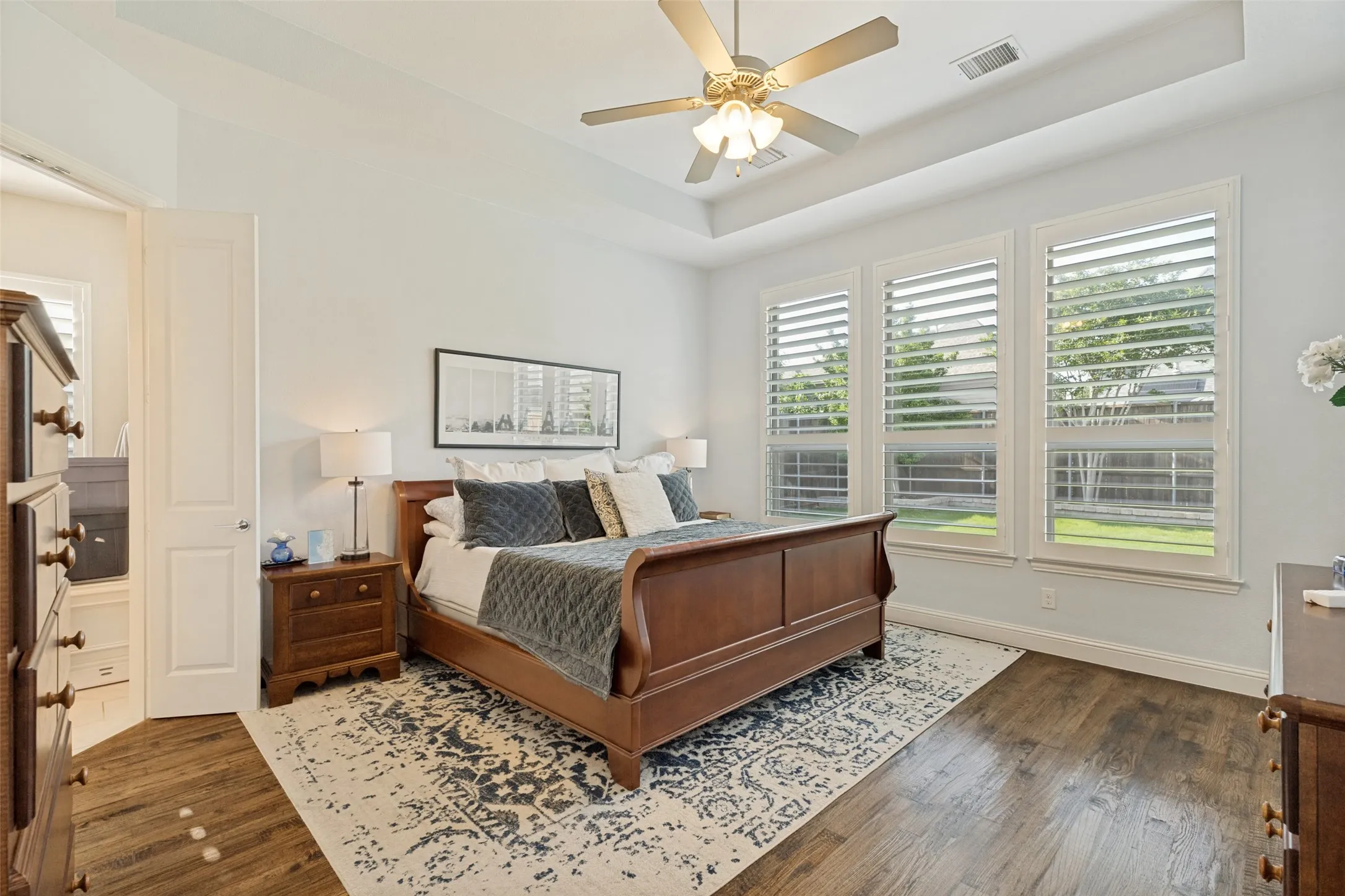 Beautiful wood floors and natural light
