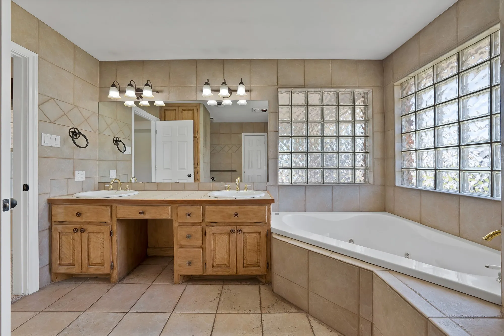 Another view of primary bathroom