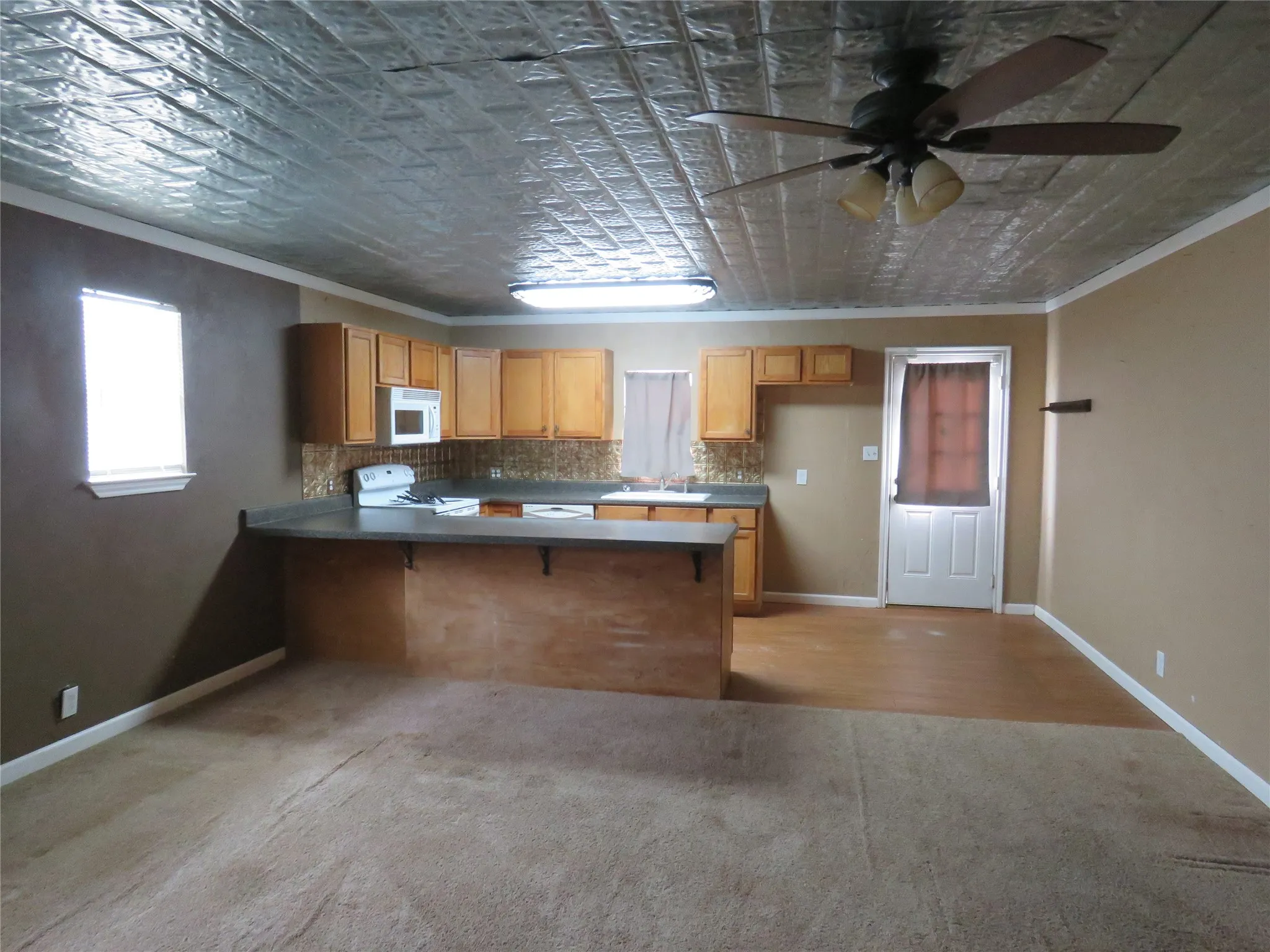 1 bedroom, 1 bath bunkhouse